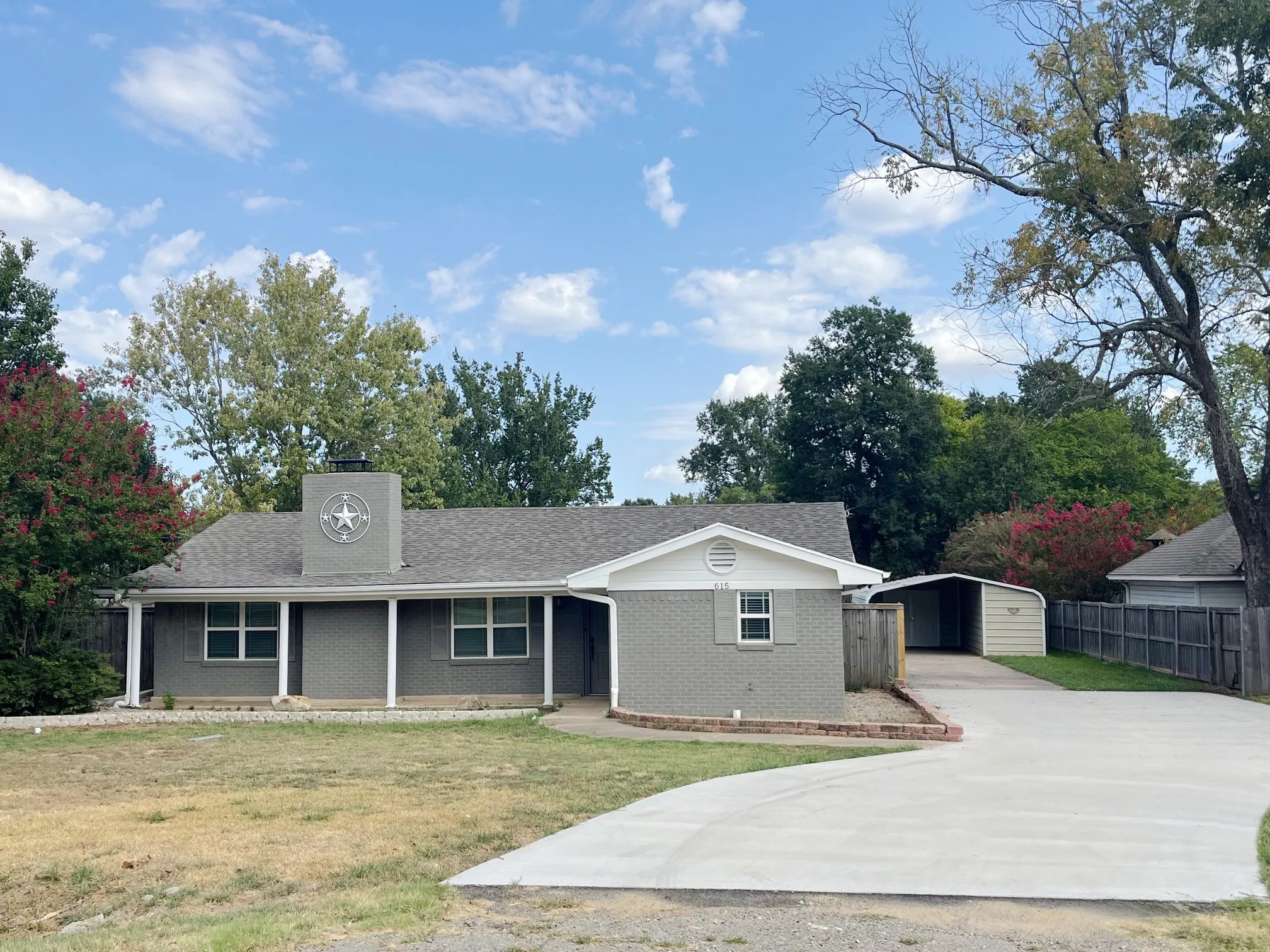 Single Family Residence For Sale in Lamar County , 615 E Fairview Street, Blossom, Texas 75416, 3 Bedroom, 2 Bathroom, Garage spaces, 1,644 Sqft, built in 0, mls#21401164, Real Estate Agent in Blossom, Homes For Sale in Lamar county, Homes For Sale in Blossom, Realtor in Blossom Texas, Real Estate Brokerage Independent Realty Texas, Luminita Cordes Realtor