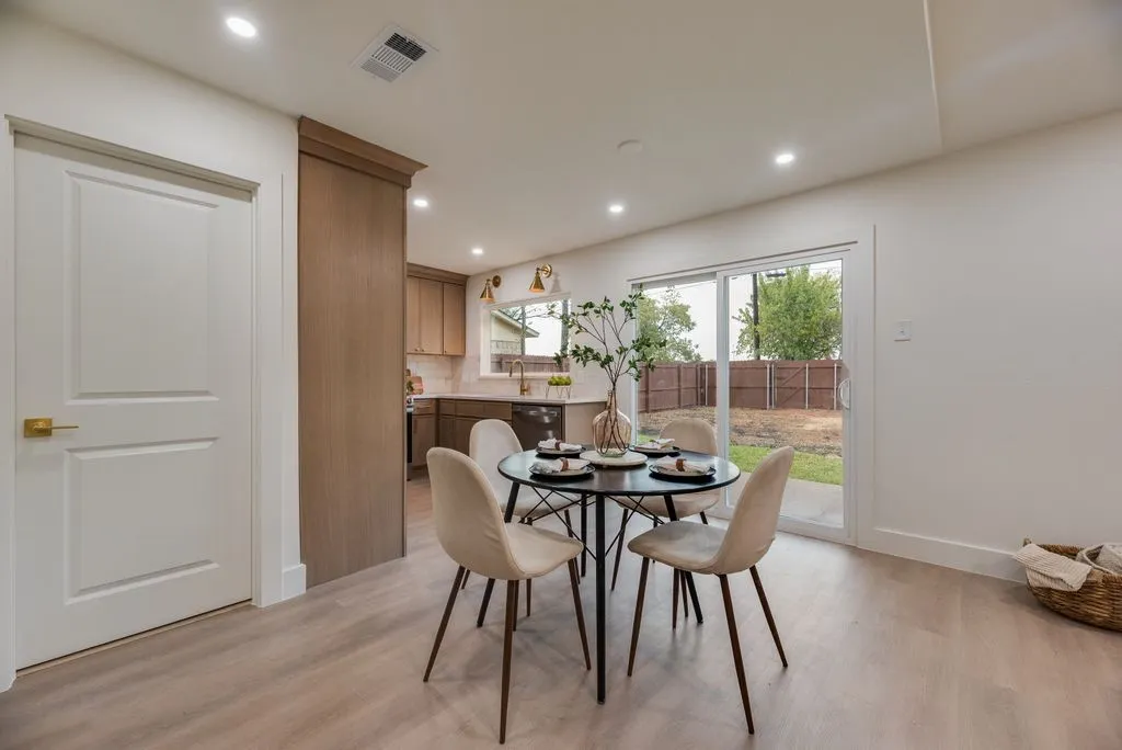 Single Family Residence For Sale in Dallas County , 1215 Briarcove Drive, Richardson, Texas 75081, 4 Bedroom, 2 Bathroom, 2 Garage spaces, 1,370 Sqft, built in 1967, mls#21399281, Real Estate Agent in Richardson, Homes For Sale in Dallas county, Homes For Sale in Richardson, Realtor in Richardson Texas, Real Estate Brokerage Independent Realty Texas, Luminita Cordes Realtor