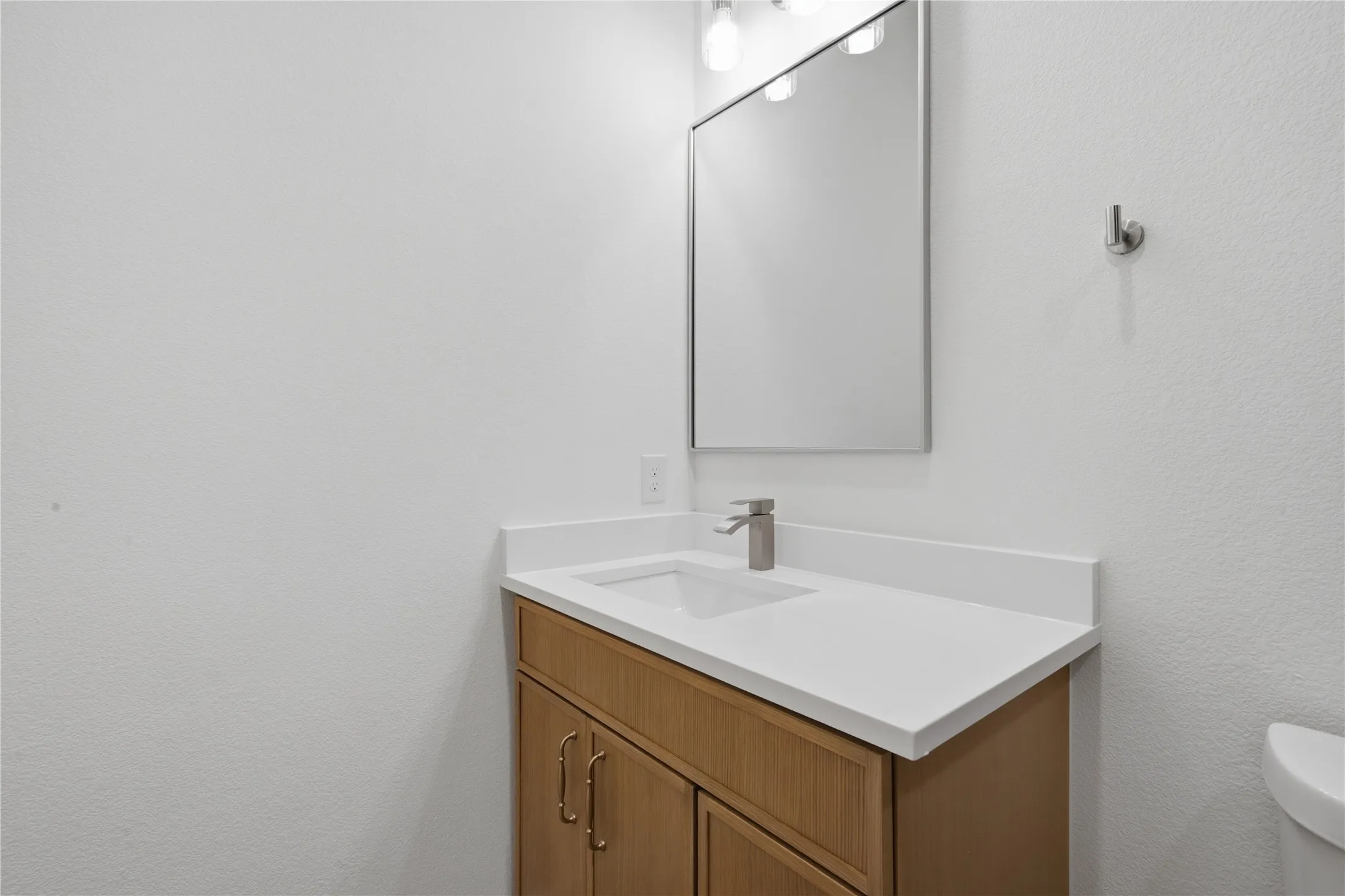 Single Family Residence For Sale in Dallas County , 2634 Bainbridge Drive, Dallas, Texas 75237, 5 Bedroom, 4 Bathroom, 2 Garage spaces, 2,391 Sqft, built in 2026, mls#21401188, Real Estate Agent in Dallas, Homes For Sale in Dallas county, Homes For Sale in Dallas, Realtor in Dallas Texas, Real Estate Brokerage Independent Realty Texas, Luminita Cordes Realtor