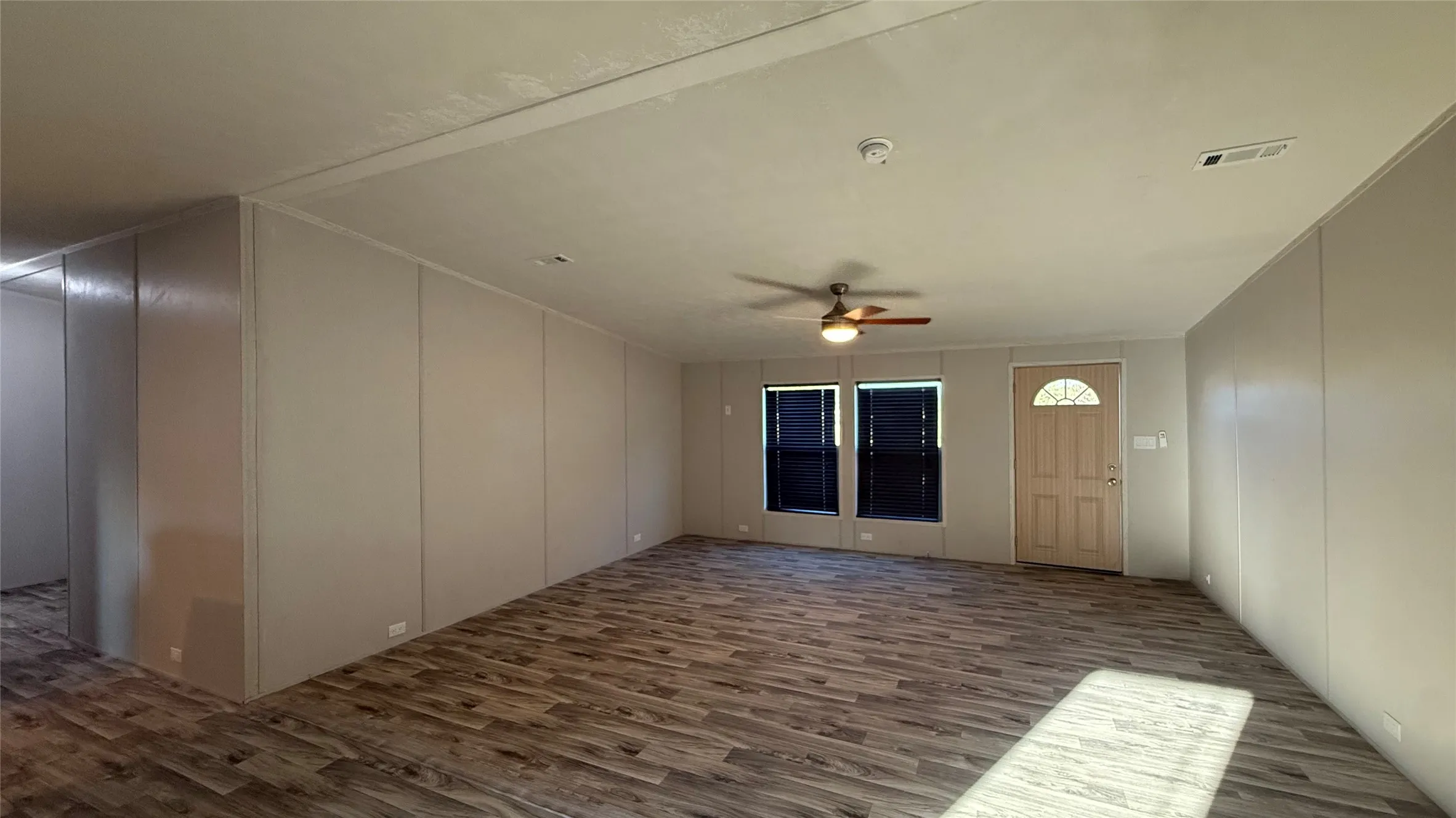 Manufactured Home For Sale in Wise County , 144 Wheelis Loop, Decatur, Texas 76234, 4 Bedroom, 2 Bathroom, Garage spaces, 1,644 Sqft, built in 2026, mls#21401055, Real Estate Agent in Decatur, Homes For Sale in Wise county, Homes For Sale in Decatur, Realtor in Decatur Texas, Real Estate Brokerage Independent Realty Texas, Luminita Cordes Realtor