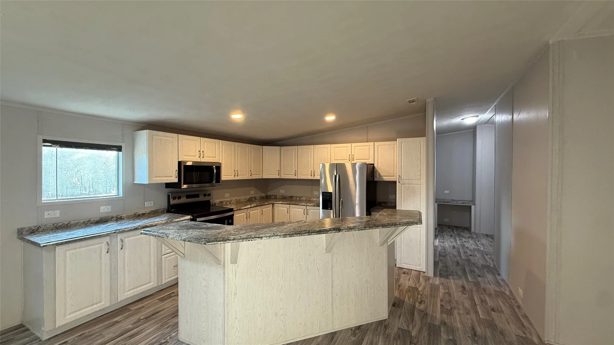 Manufactured Home For Sale in Wise County , 144 Wheelis Loop, Decatur, Texas 76234, 4 Bedroom, 2 Bathroom, Garage spaces, 1,644 Sqft, built in 2026, mls#21401055, Real Estate Agent in Decatur, Homes For Sale in Wise county, Homes For Sale in Decatur, Realtor in Decatur Texas, Real Estate Brokerage Independent Realty Texas, Luminita Cordes Realtor