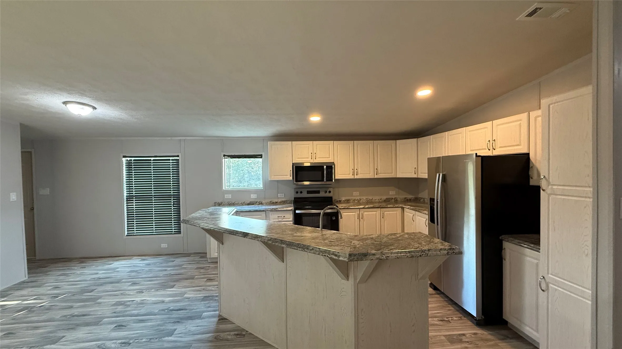 Manufactured Home For Sale in Wise County , 144 Wheelis Loop, Decatur, Texas 76234, 4 Bedroom, 2 Bathroom, Garage spaces, 1,644 Sqft, built in 2026, mls#21401055, Real Estate Agent in Decatur, Homes For Sale in Wise county, Homes For Sale in Decatur, Realtor in Decatur Texas, Real Estate Brokerage Independent Realty Texas, Luminita Cordes Realtor