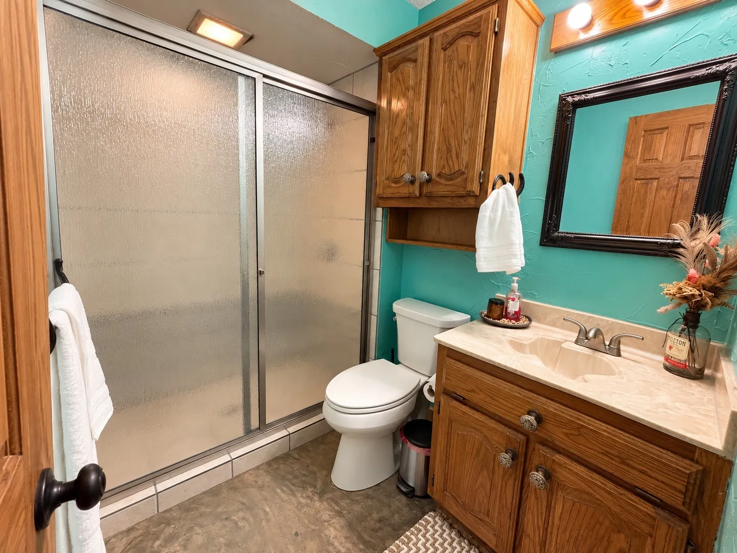 Farm For Sale in Collin County , 18830 Johnson Lane, Farmersville, Texas 75442, 3 Bedroom, 2 Bathroom, 2 Garage spaces, 1,780 Sqft, built in 1986, mls#21399293, Real Estate Agent in Farmersville, Homes For Sale in Collin county, Homes For Sale in Farmersville, Realtor in Farmersville Texas, Real Estate Brokerage Independent Realty Texas, Luminita Cordes Realtor