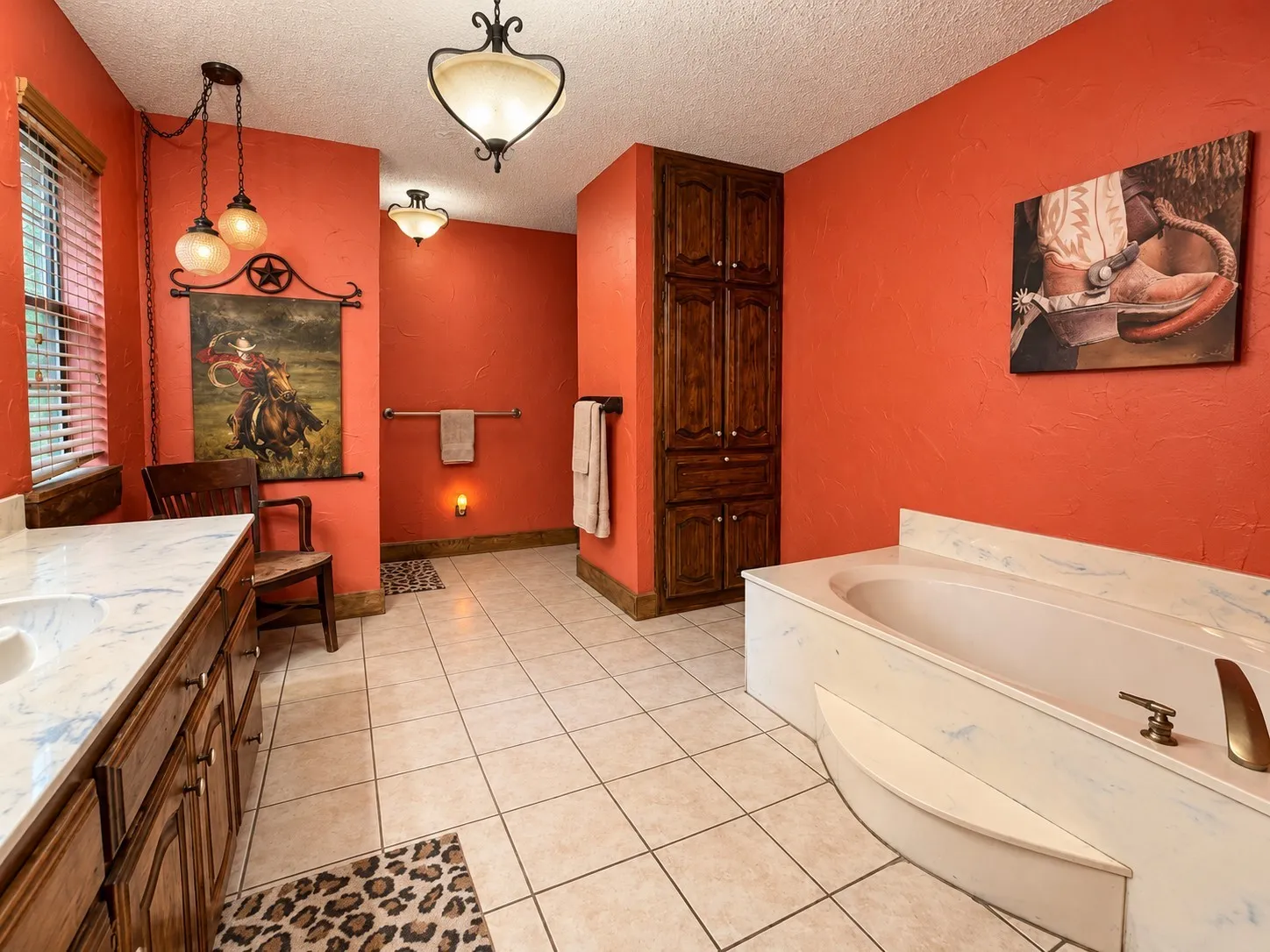 Farm For Sale in Collin County , 18830 Johnson Lane, Farmersville, Texas 75442, 3 Bedroom, 2 Bathroom, 2 Garage spaces, 1,780 Sqft, built in 1986, mls#21399293, Real Estate Agent in Farmersville, Homes For Sale in Collin county, Homes For Sale in Farmersville, Realtor in Farmersville Texas, Real Estate Brokerage Independent Realty Texas, Luminita Cordes Realtor