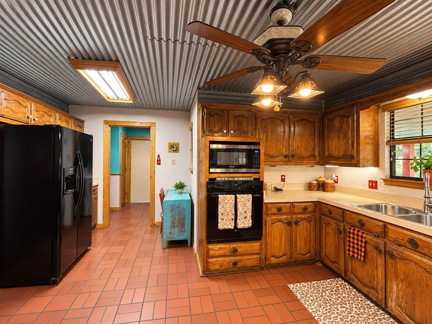Farm For Sale in Collin County , 18830 Johnson Lane, Farmersville, Texas 75442, 3 Bedroom, 2 Bathroom, 2 Garage spaces, 1,780 Sqft, built in 1986, mls#21399293, Real Estate Agent in Farmersville, Homes For Sale in Collin county, Homes For Sale in Farmersville, Realtor in Farmersville Texas, Real Estate Brokerage Independent Realty Texas, Luminita Cordes Realtor