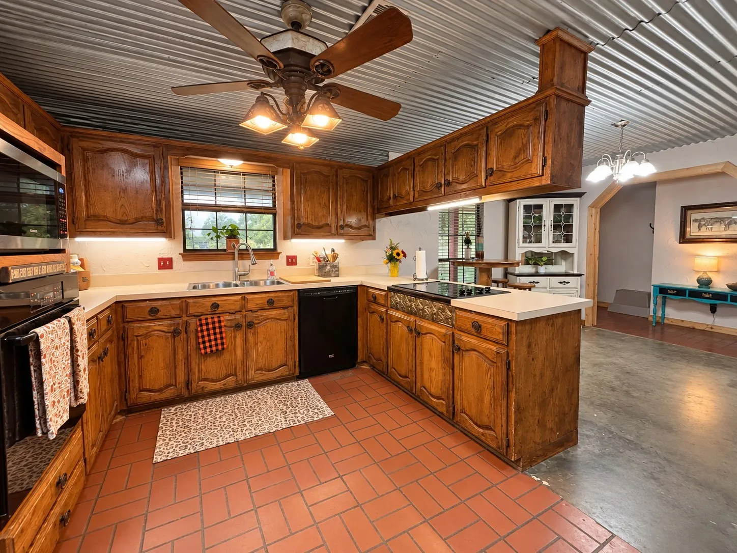 Farm For Sale in Collin County , 18830 Johnson Lane, Farmersville, Texas 75442, 3 Bedroom, 2 Bathroom, 2 Garage spaces, 1,780 Sqft, built in 1986, mls#21399293, Real Estate Agent in Farmersville, Homes For Sale in Collin county, Homes For Sale in Farmersville, Realtor in Farmersville Texas, Real Estate Brokerage Independent Realty Texas, Luminita Cordes Realtor
