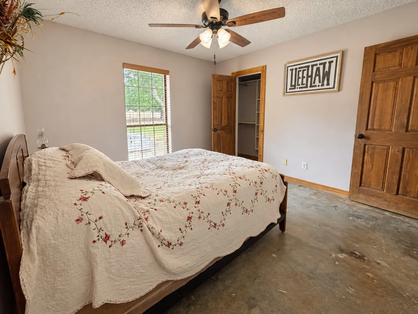 Farm For Sale in Collin County , 18830 Johnson Lane, Farmersville, Texas 75442, 3 Bedroom, 2 Bathroom, 2 Garage spaces, 1,780 Sqft, built in 1986, mls#21399293, Real Estate Agent in Farmersville, Homes For Sale in Collin county, Homes For Sale in Farmersville, Realtor in Farmersville Texas, Real Estate Brokerage Independent Realty Texas, Luminita Cordes Realtor