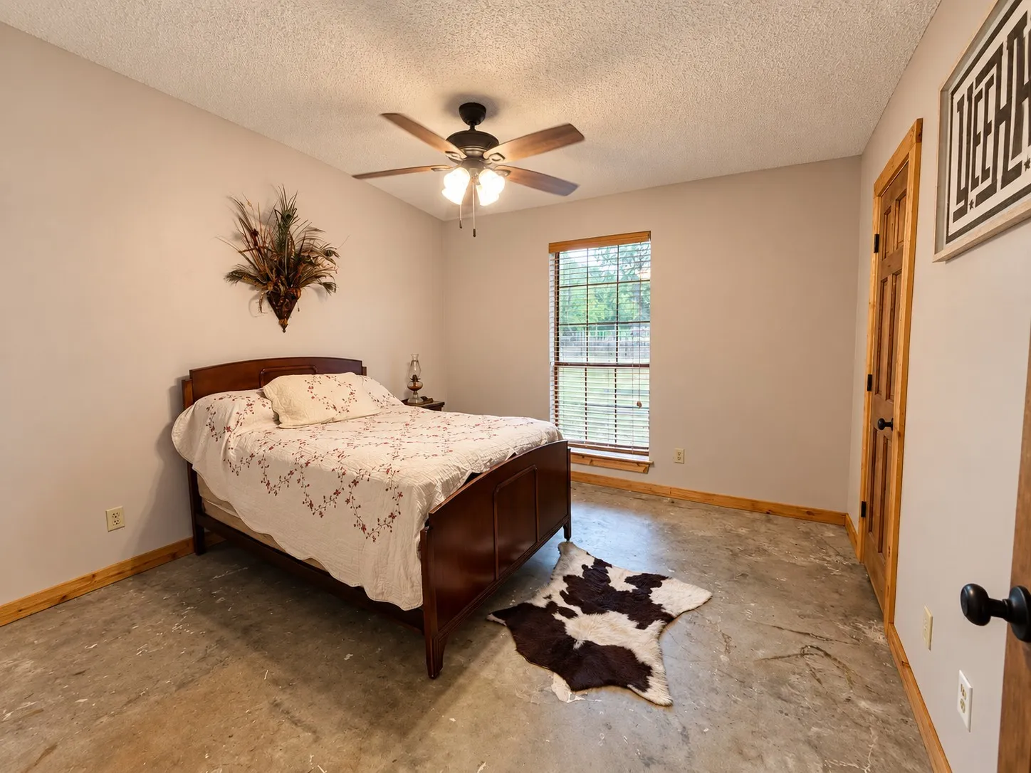 Farm For Sale in Collin County , 18830 Johnson Lane, Farmersville, Texas 75442, 3 Bedroom, 2 Bathroom, 2 Garage spaces, 1,780 Sqft, built in 1986, mls#21399293, Real Estate Agent in Farmersville, Homes For Sale in Collin county, Homes For Sale in Farmersville, Realtor in Farmersville Texas, Real Estate Brokerage Independent Realty Texas, Luminita Cordes Realtor