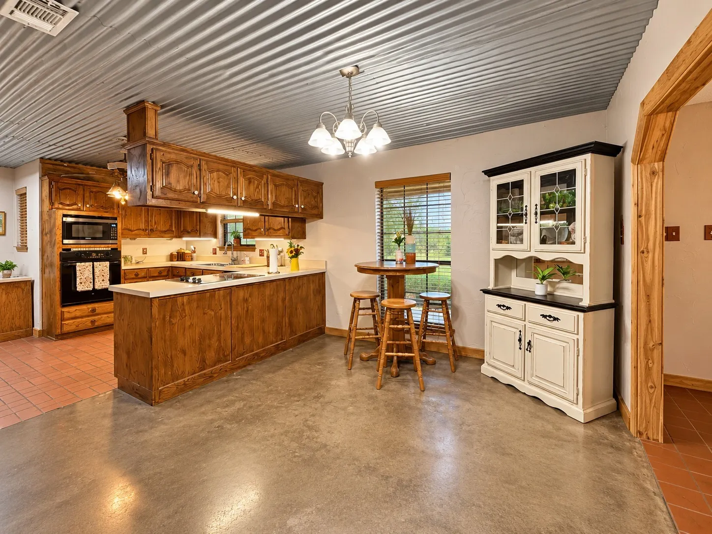 Farm For Sale in Collin County , 18830 Johnson Lane, Farmersville, Texas 75442, 3 Bedroom, 2 Bathroom, 2 Garage spaces, 1,780 Sqft, built in 1986, mls#21399293, Real Estate Agent in Farmersville, Homes For Sale in Collin county, Homes For Sale in Farmersville, Realtor in Farmersville Texas, Real Estate Brokerage Independent Realty Texas, Luminita Cordes Realtor