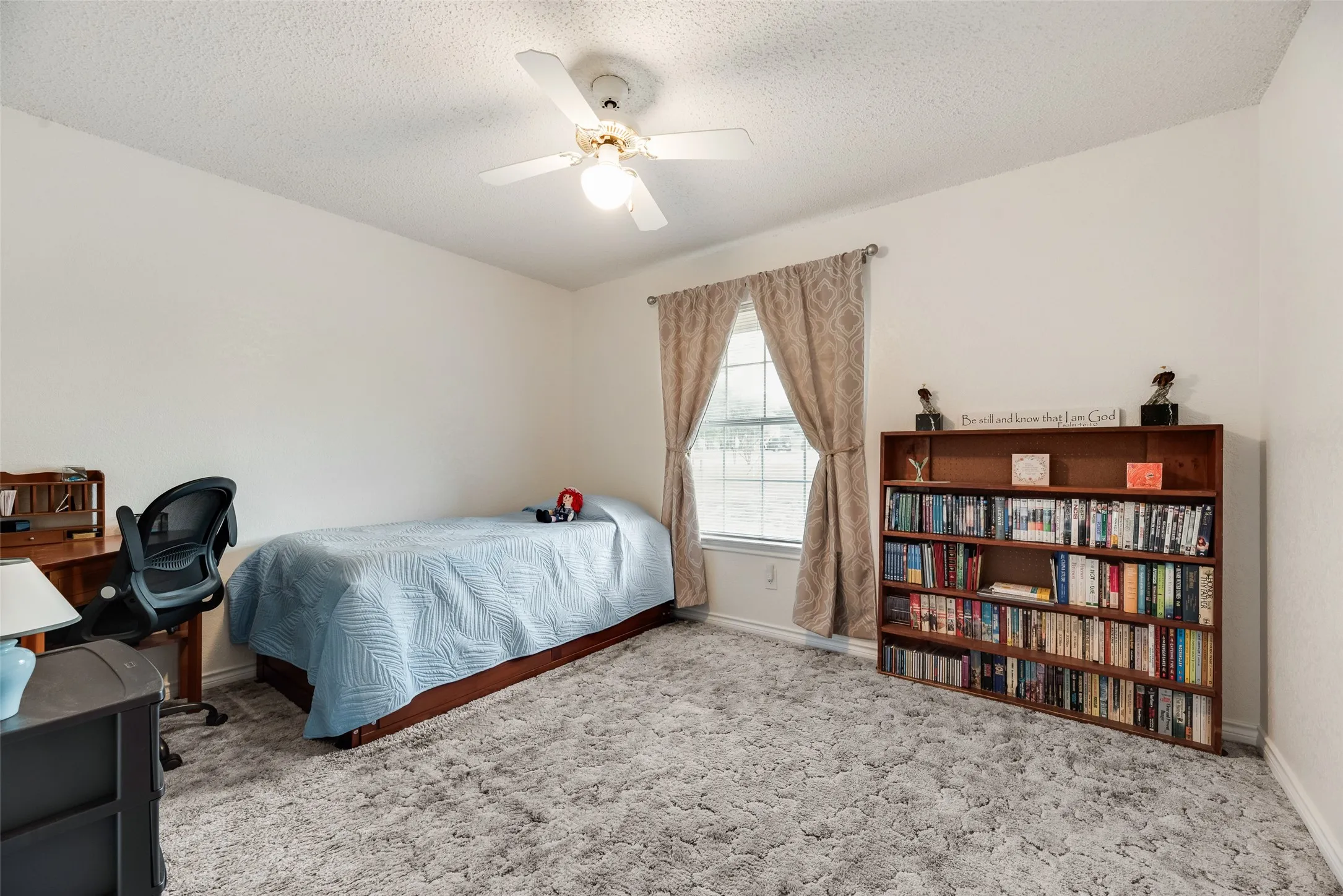 Single Family Residence For Sale in Dallas County , 5120 Cliff Haven Drive, Dallas, Texas 75236, 3 Bedroom, 2 Bathroom, 2 Garage spaces, 1,796 Sqft, built in 1990, mls#21398140, Real Estate Agent in Dallas, Homes For Sale in Dallas county, Homes For Sale in Dallas, Realtor in Dallas Texas, Real Estate Brokerage Independent Realty Texas, Luminita Cordes Realtor