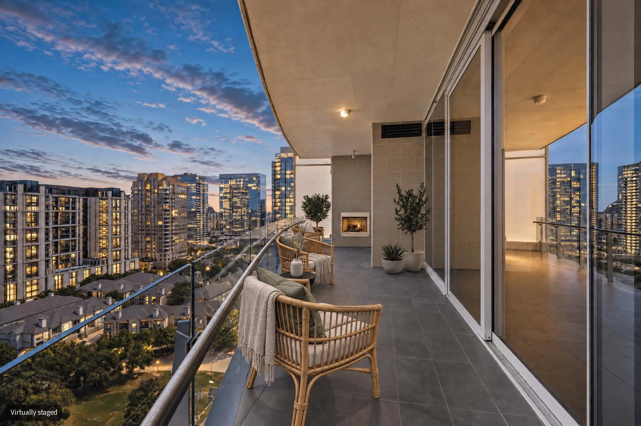 Condominium For Sale in Dallas County , 3130 N Harwood Street 1905, Dallas, Texas 75201, 2 Bedroom, 3 Bathroom, 2 Garage spaces, 1,527 Sqft, built in 2018, mls#21400881, Real Estate Agent in Dallas, Homes For Sale in Dallas county, Homes For Sale in Dallas, Realtor in Dallas Texas, Real Estate Brokerage Independent Realty Texas, Luminita Cordes Realtor
