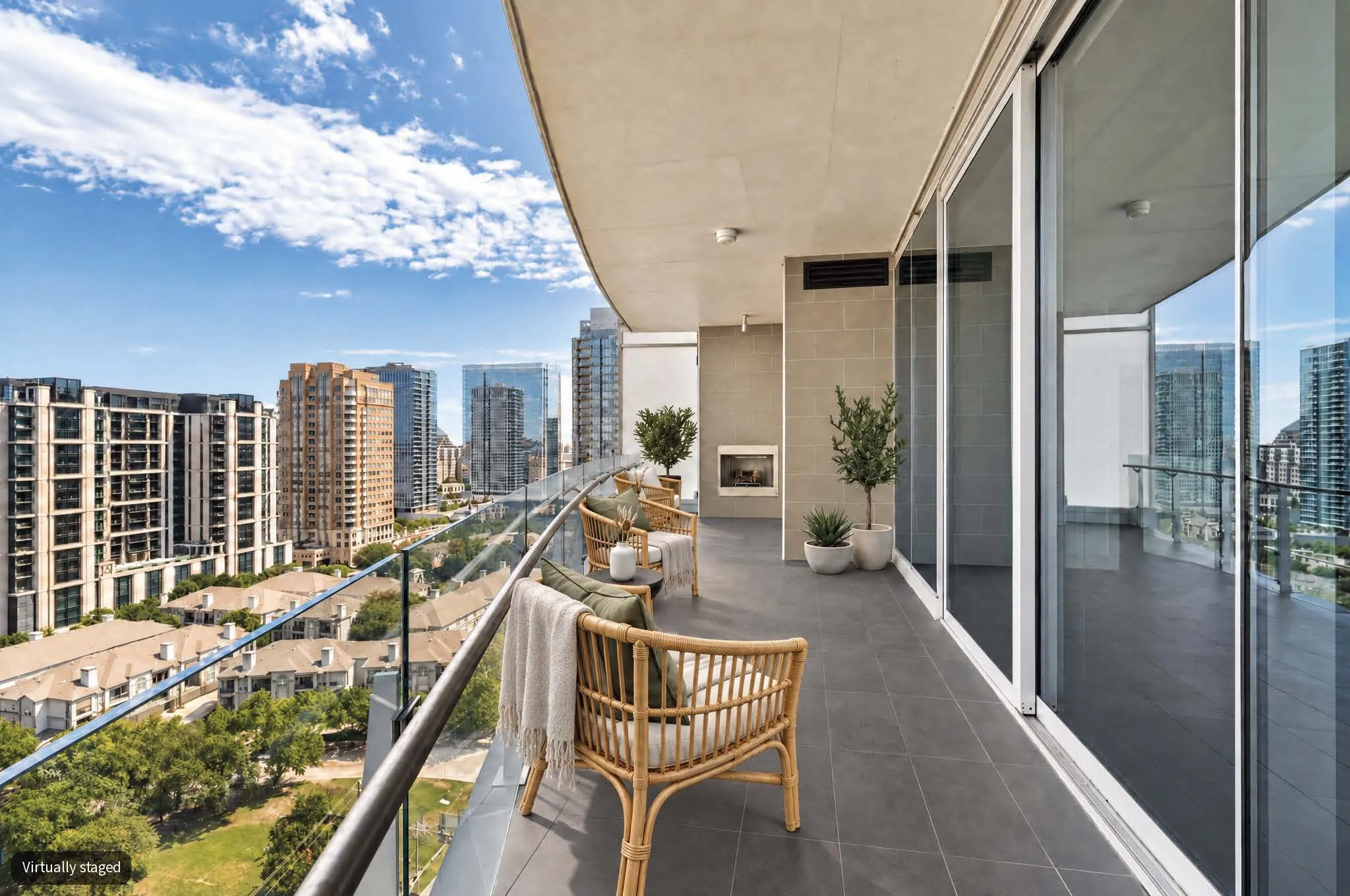 Condominium For Sale in Dallas County , 3130 N Harwood Street 1905, Dallas, Texas 75201, 2 Bedroom, 3 Bathroom, 2 Garage spaces, 1,527 Sqft, built in 2018, mls#21400881, Real Estate Agent in Dallas, Homes For Sale in Dallas county, Homes For Sale in Dallas, Realtor in Dallas Texas, Real Estate Brokerage Independent Realty Texas, Luminita Cordes Realtor