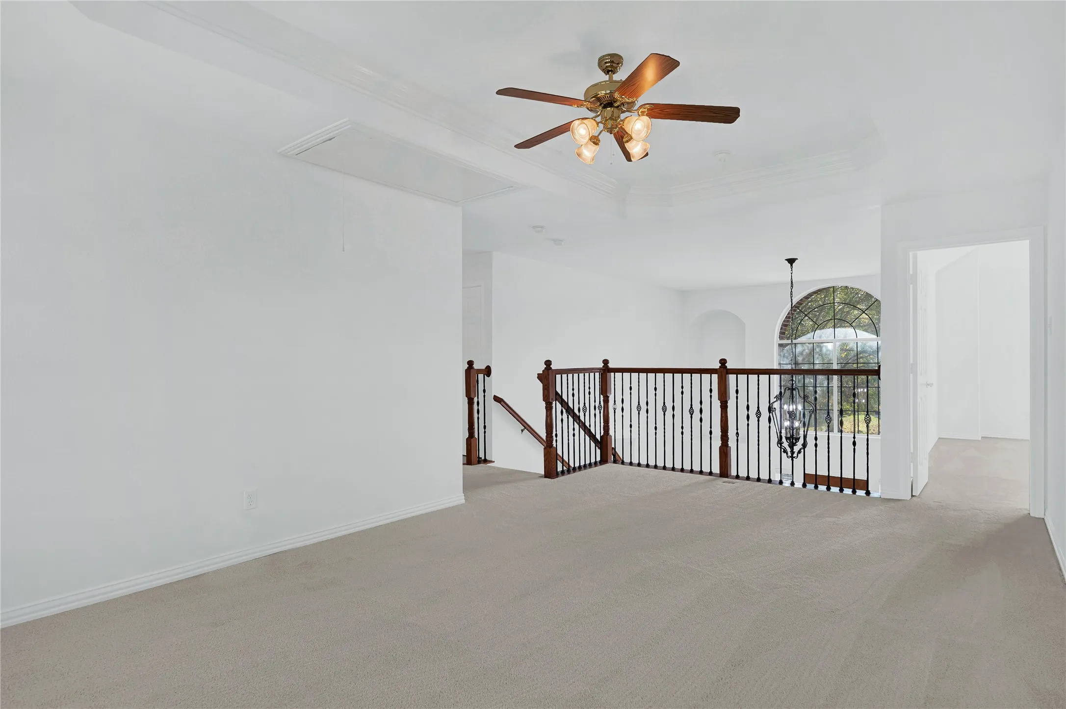 Single Family Residence For Sale in Collin County , 333 Green Acres Drive, Murphy, Texas 75094, 4 Bedroom, 3 Bathroom, 2 Garage spaces, 3,070 Sqft, built in 2003, mls#21399635, Real Estate Agent in Murphy, Homes For Sale in Collin county, Homes For Sale in Murphy, Realtor in Murphy Texas, Real Estate Brokerage Independent Realty Texas, Luminita Cordes Realtor