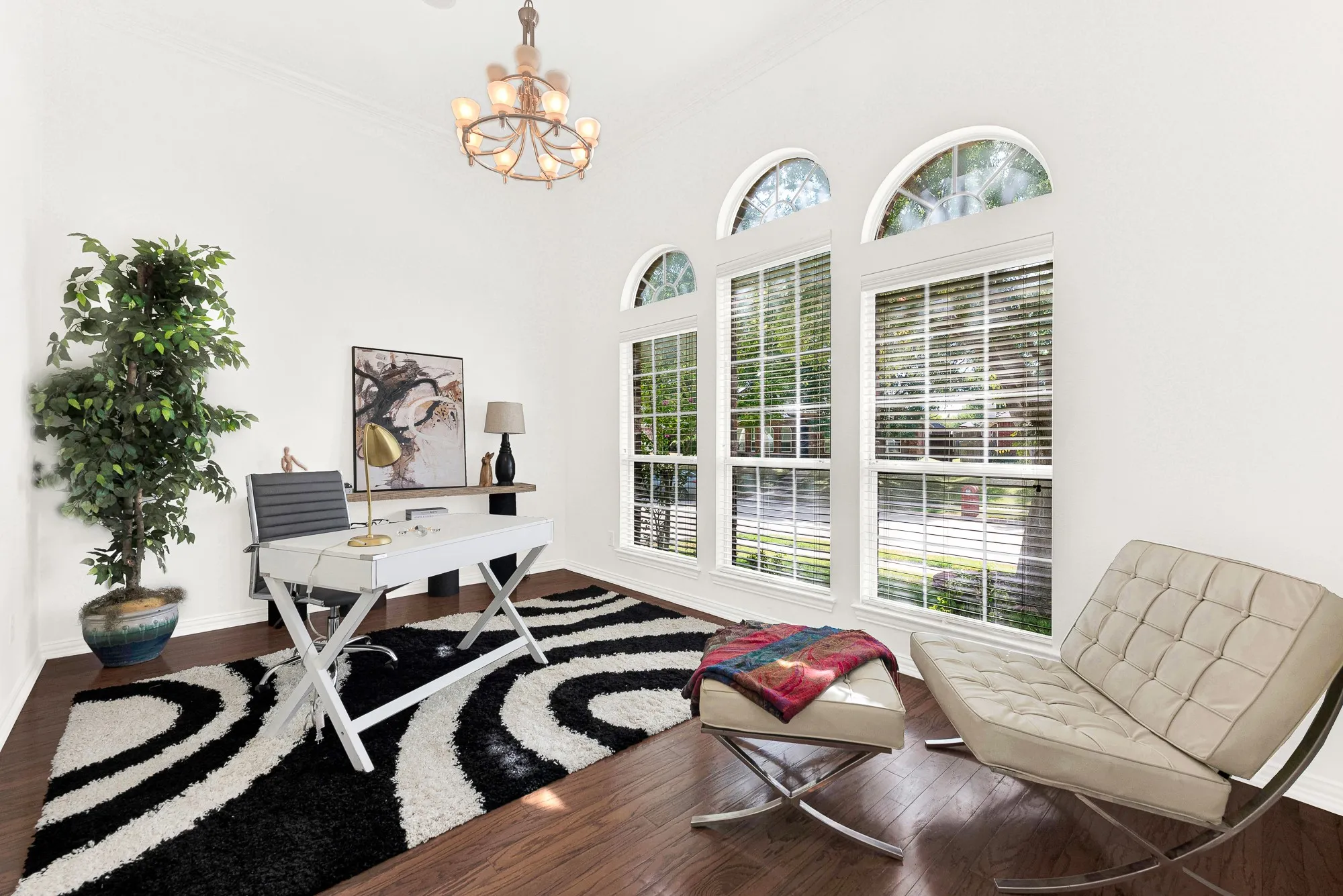 Single Family Residence For Sale in Collin County , 333 Green Acres Drive, Murphy, Texas 75094, 4 Bedroom, 3 Bathroom, 2 Garage spaces, 3,070 Sqft, built in 2003, mls#21399635, Real Estate Agent in Murphy, Homes For Sale in Collin county, Homes For Sale in Murphy, Realtor in Murphy Texas, Real Estate Brokerage Independent Realty Texas, Luminita Cordes Realtor