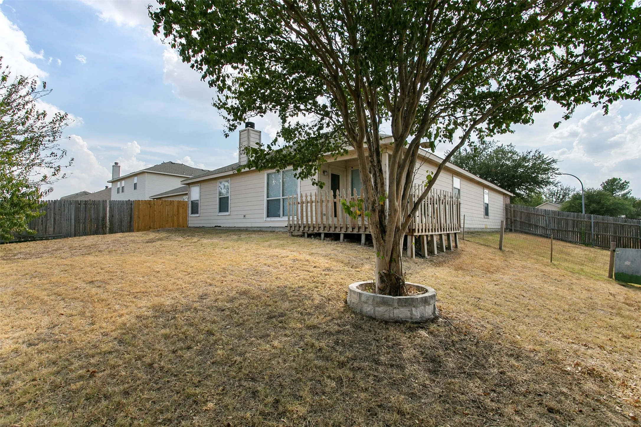 Single Family Residence For Sale in Tarrant County , 14032 Sand Hills Drive, Fort Worth, Texas 76052, 3 Bedroom, 2 Bathroom, 2 Garage spaces, 1,710 Sqft, built in 2006, mls#21383892, Real Estate Agent in Fort Worth, Homes For Sale in Tarrant county, Homes For Sale in Fort Worth, Realtor in Fort Worth Texas, Real Estate Brokerage Independent Realty Texas, Luminita Cordes Realtor