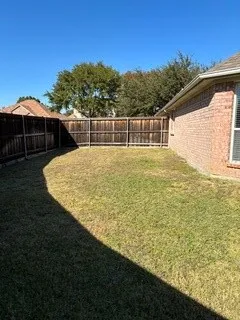Single Family Residence For Rent in Denton County , 1309 Bradbury Drive, Carrollton, Texas 75007, 3 Bedroom, 2 Bathroom, 2 Garage spaces, 2,104 Sqft, built in 1999, mls#21400100, Real Estate Agent in Carrollton, Homes For Rent in Denton county, Homes For Rent in Carrollton, Realtor in Carrollton Texas, Real Estate Brokerage Independent Realty Texas, Luminita Cordes Realtor