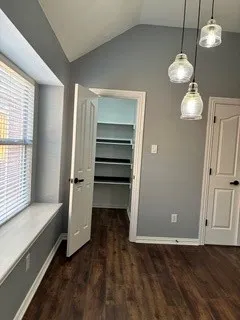 Single Family Residence For Rent in Denton County , 1309 Bradbury Drive, Carrollton, Texas 75007, 3 Bedroom, 2 Bathroom, 2 Garage spaces, 2,104 Sqft, built in 1999, mls#21400100, Real Estate Agent in Carrollton, Homes For Rent in Denton county, Homes For Rent in Carrollton, Realtor in Carrollton Texas, Real Estate Brokerage Independent Realty Texas, Luminita Cordes Realtor