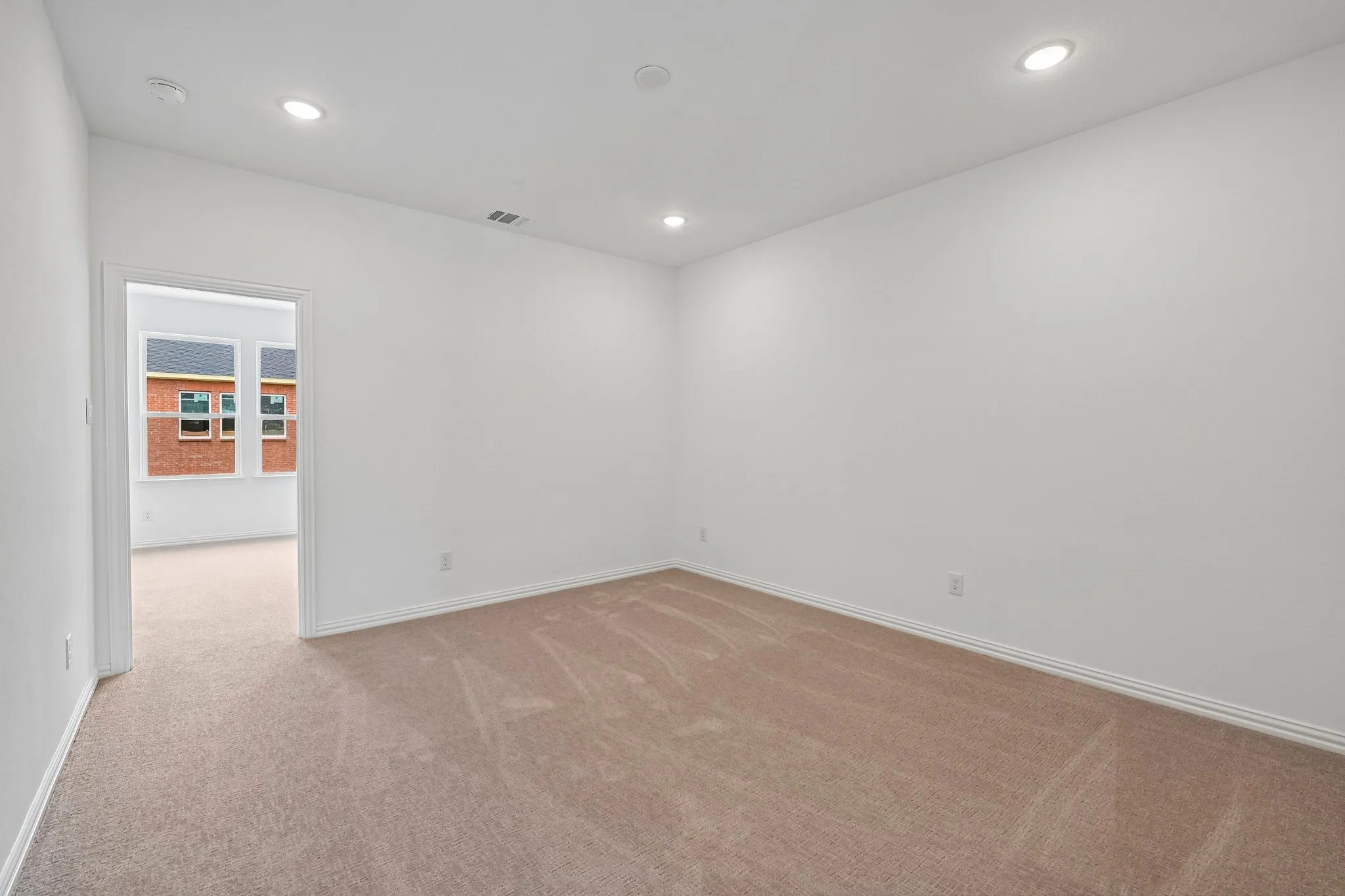 Plenty of family fun time to be had in this spacious game room!