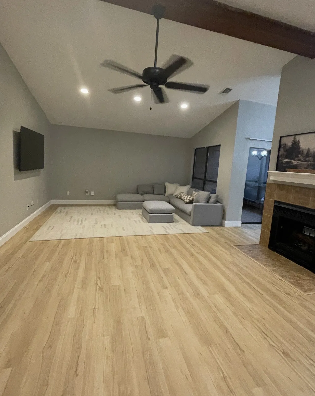 Single Family Residence For Rent in Dallas County , 1109 Hemlock Drive, De Soto, Texas 75115, 3 Bedroom, 2 Bathroom, 2 Garage spaces, 1,427 Sqft, built in 1984, mls#21401244, Real Estate Agent in De Soto, Homes For Rent in Dallas county, Homes For Rent in De Soto, Realtor in De Soto Texas, Real Estate Brokerage Independent Realty Texas, Luminita Cordes Realtor