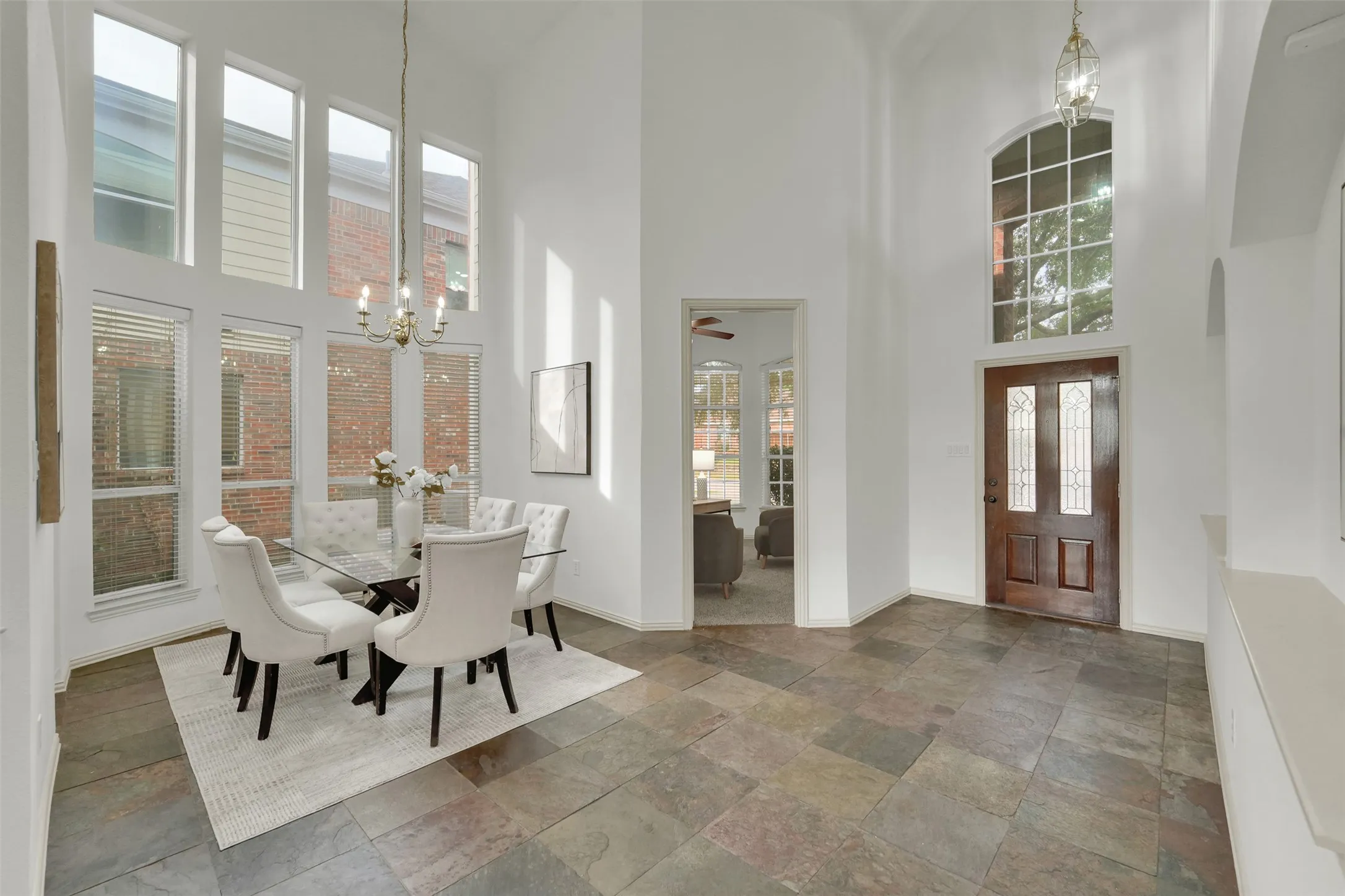 Single Family Residence For Sale in Collin County , 3612 Trinity View Drive, Mc Kinney, Texas 75071, 4 Bedroom, 4 Bathroom, 2 Garage spaces, 3,131 Sqft, built in 2004, mls#21399497, Real Estate Agent in Mc Kinney, Homes For Sale in Collin county, Homes For Sale in Mc Kinney, Realtor in Mc Kinney Texas, Real Estate Brokerage Independent Realty Texas, Luminita Cordes Realtor