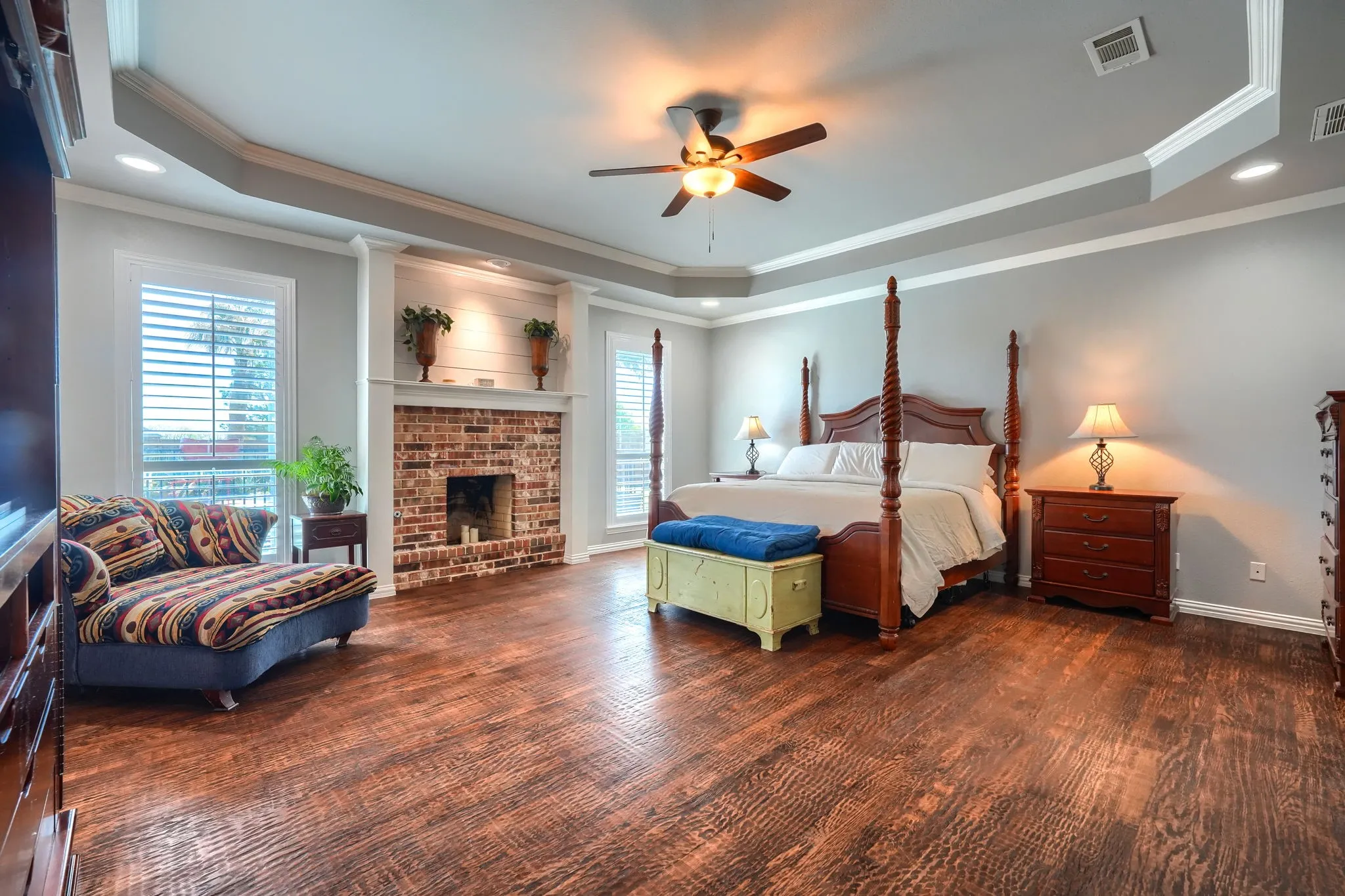 Single Family Residence For Sale in Kaufman County , 18066 Langford Lane, Talty, Texas 75126, 5 Bedroom, 4 Bathroom, 3 Garage spaces, 3,817 Sqft, built in 2005, mls#21401249, Real Estate Agent in Talty, Homes For Sale in Kaufman county, Homes For Sale in Talty, Realtor in Talty Texas, Real Estate Brokerage Independent Realty Texas, Luminita Cordes Realtor