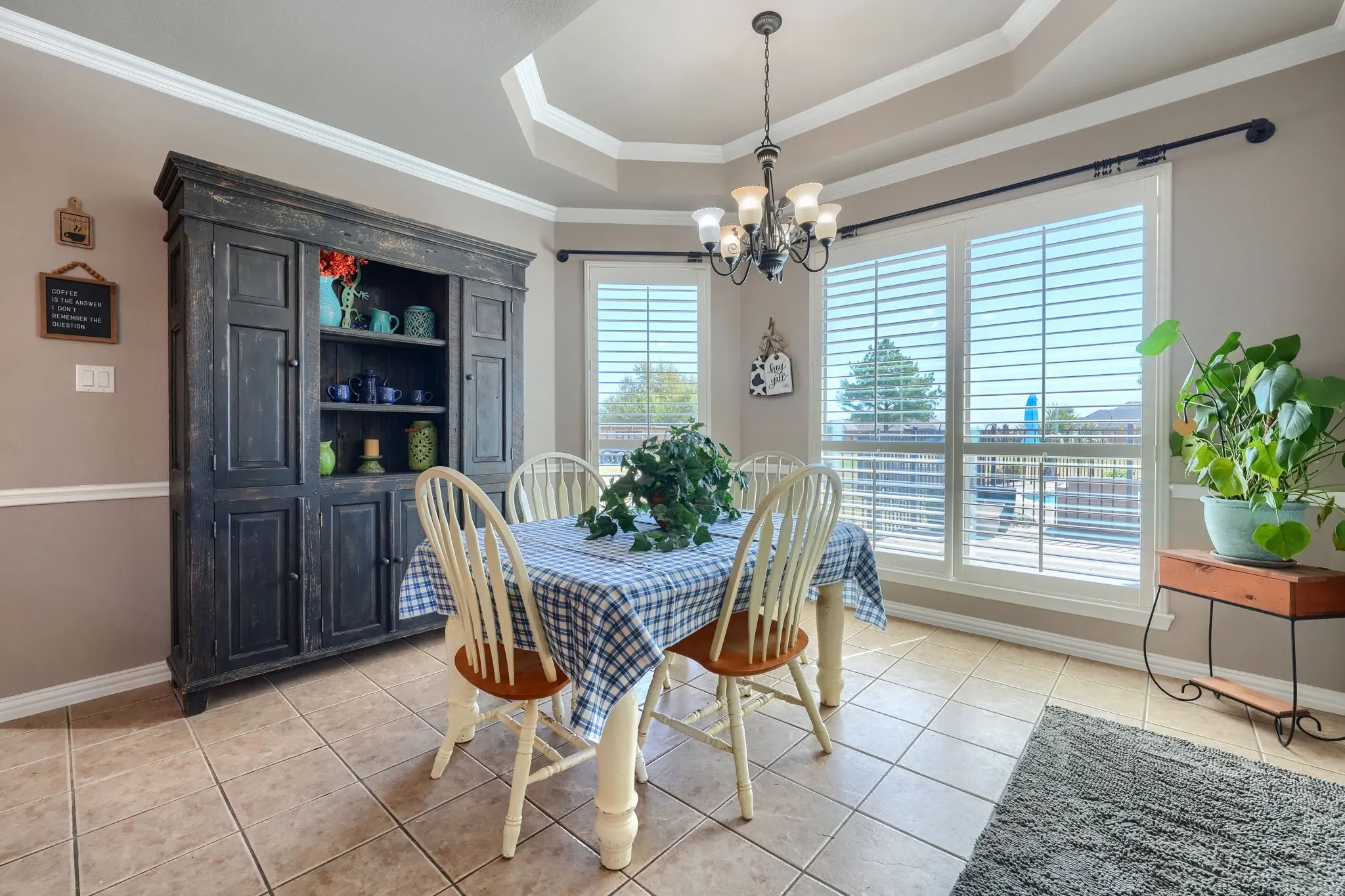 Single Family Residence For Sale in Kaufman County , 18066 Langford Lane, Talty, Texas 75126, 5 Bedroom, 4 Bathroom, 3 Garage spaces, 3,817 Sqft, built in 2005, mls#21401249, Real Estate Agent in Talty, Homes For Sale in Kaufman county, Homes For Sale in Talty, Realtor in Talty Texas, Real Estate Brokerage Independent Realty Texas, Luminita Cordes Realtor
