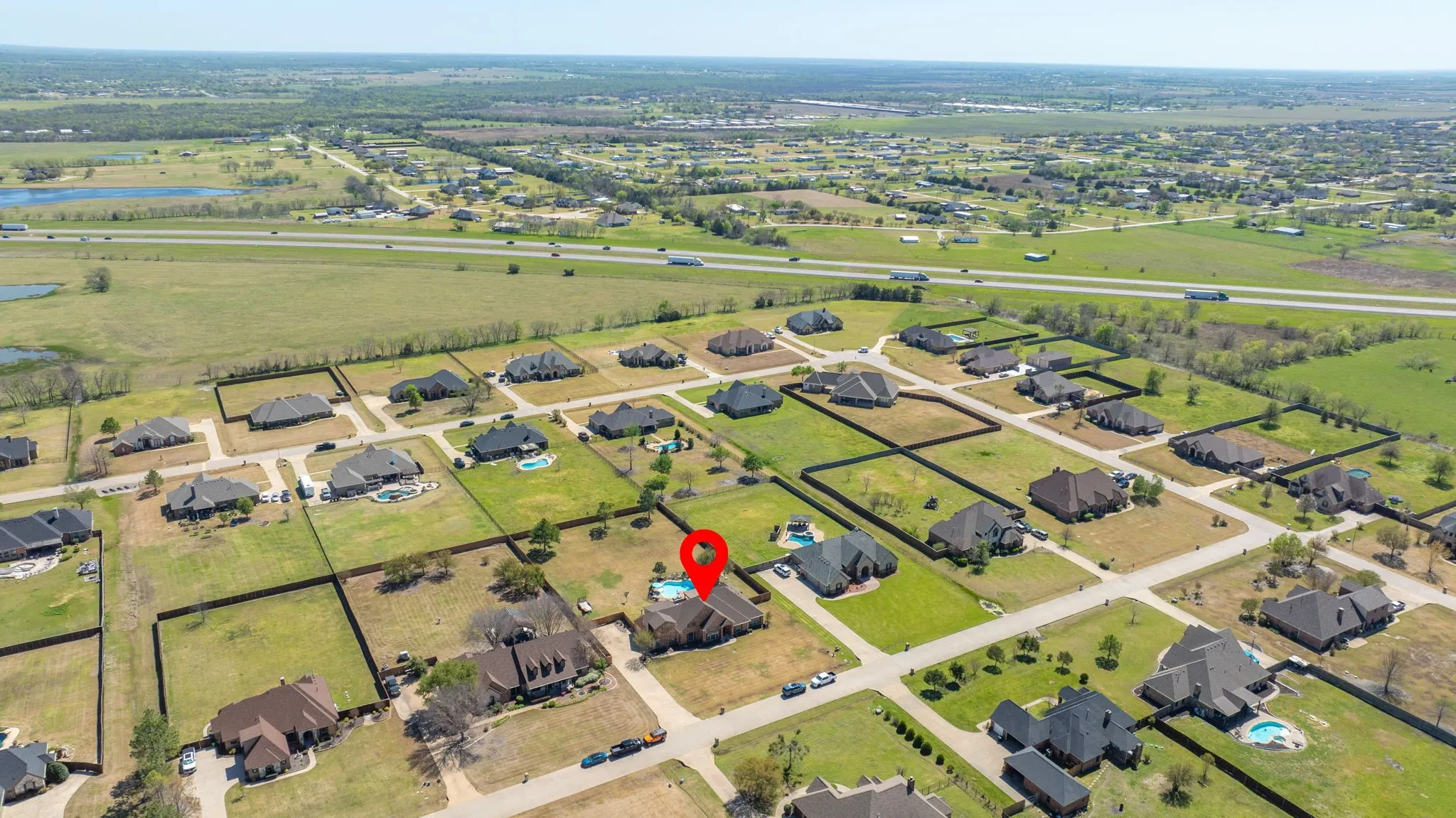 Single Family Residence For Sale in Kaufman County , 18066 Langford Lane, Talty, Texas 75126, 5 Bedroom, 4 Bathroom, 3 Garage spaces, 3,817 Sqft, built in 2005, mls#21401249, Real Estate Agent in Talty, Homes For Sale in Kaufman county, Homes For Sale in Talty, Realtor in Talty Texas, Real Estate Brokerage Independent Realty Texas, Luminita Cordes Realtor