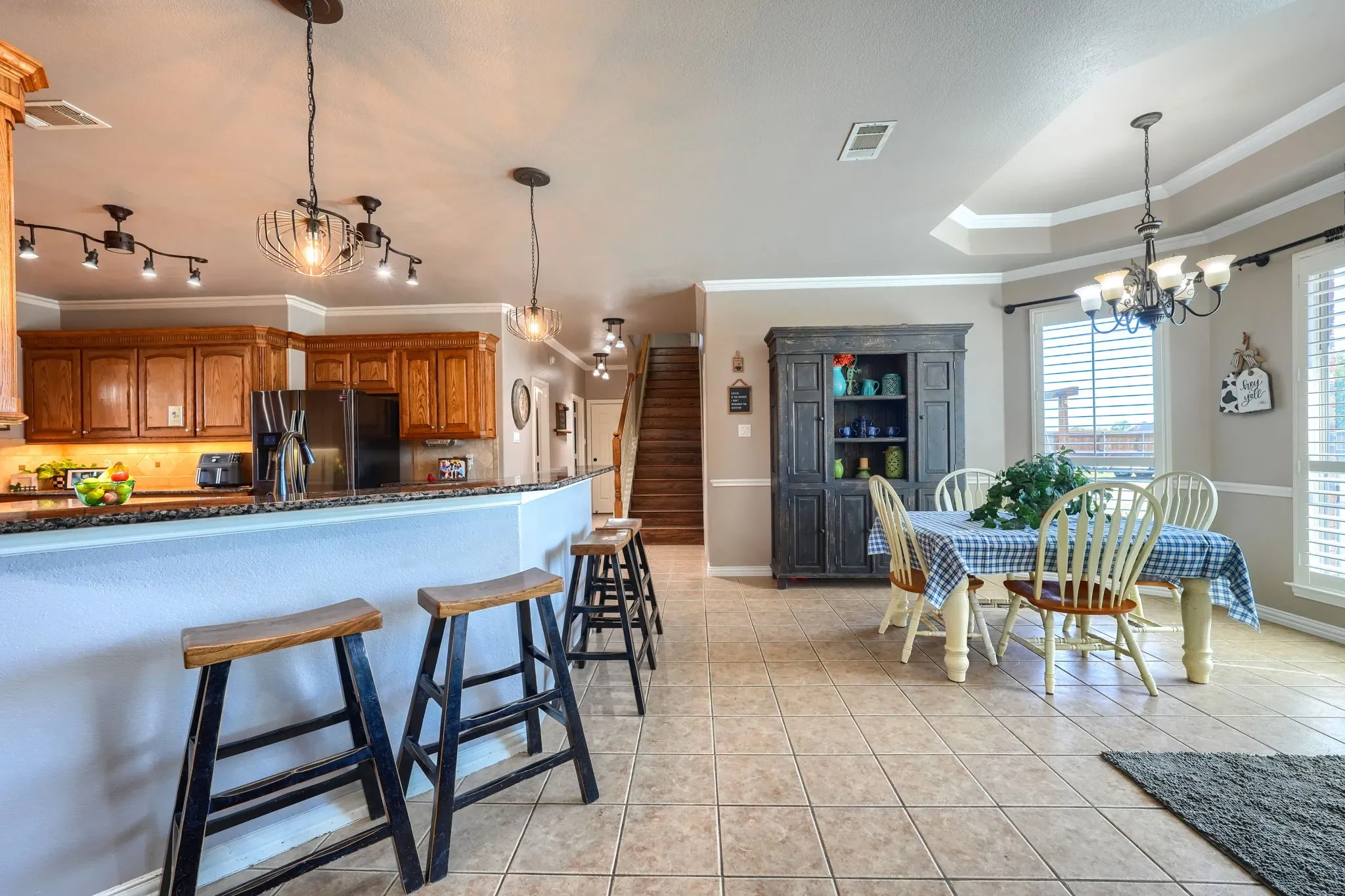 Single Family Residence For Sale in Kaufman County , 18066 Langford Lane, Talty, Texas 75126, 5 Bedroom, 4 Bathroom, 3 Garage spaces, 3,817 Sqft, built in 2005, mls#21401249, Real Estate Agent in Talty, Homes For Sale in Kaufman county, Homes For Sale in Talty, Realtor in Talty Texas, Real Estate Brokerage Independent Realty Texas, Luminita Cordes Realtor