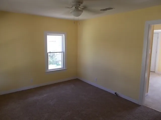Single Family Residence For Rent in Taylor County , 933 Peach Street, Abilene, Texas 79602, 2 Bedroom, 1 Bathroom, Garage spaces, 832 Sqft, built in 1949, mls#21401254, Real Estate Agent in Abilene, Homes For Rent in Taylor county, Homes For Rent in Abilene, Realtor in Abilene Texas, Real Estate Brokerage Independent Realty Texas, Luminita Cordes Realtor
