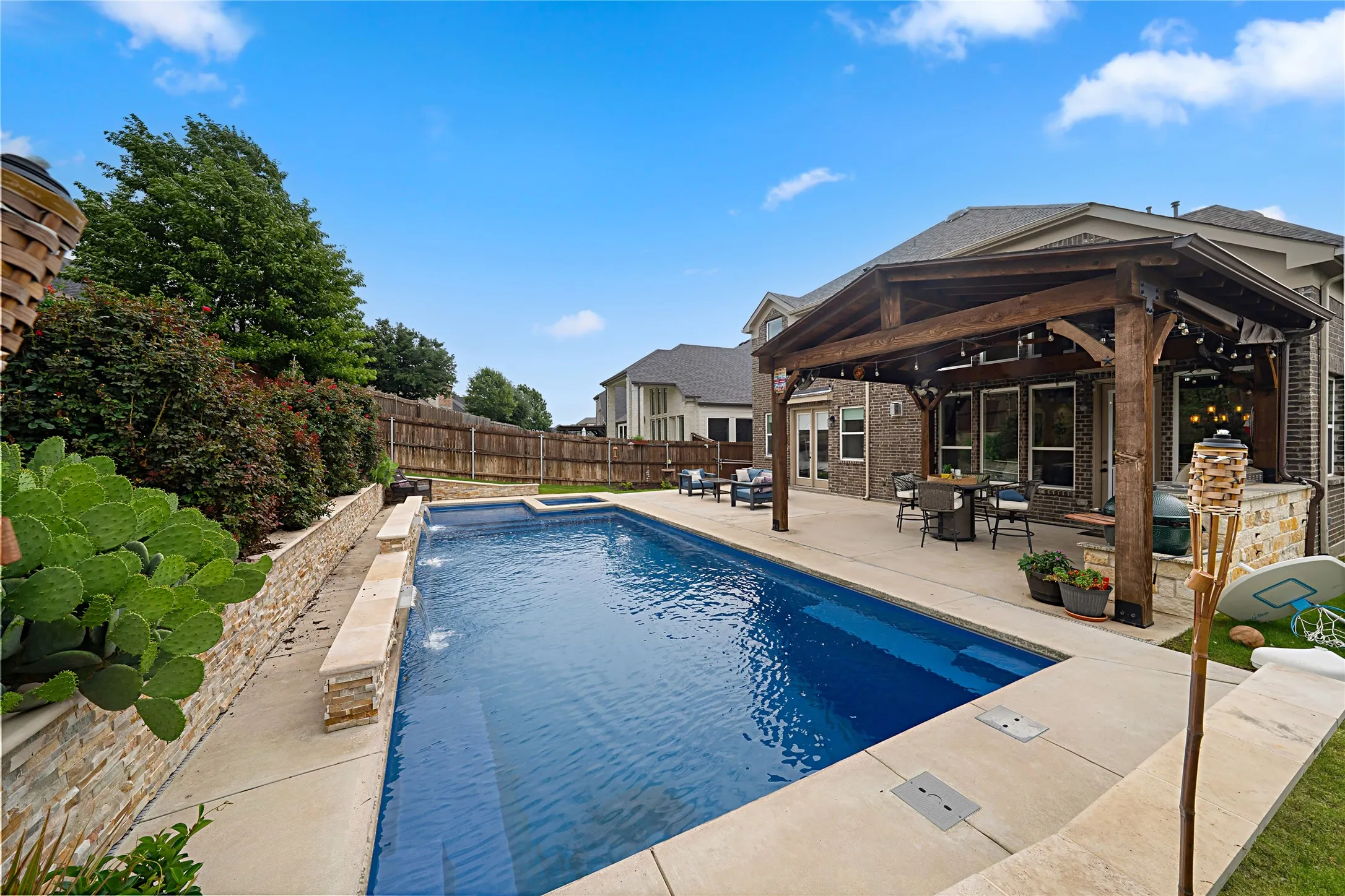 Single Family Residence For Rent in Denton County , 1204 Frisco Hills Boulevard, Little Elm, Texas 75068, 5 Bedroom, 5 Bathroom, 2 Garage spaces, 3,643 Sqft, built in 2022, mls#21399941, Real Estate Agent in Little Elm, Homes For Rent in Denton county, Homes For Rent in Little Elm, Realtor in Little Elm Texas, Real Estate Brokerage Independent Realty Texas, Luminita Cordes Realtor