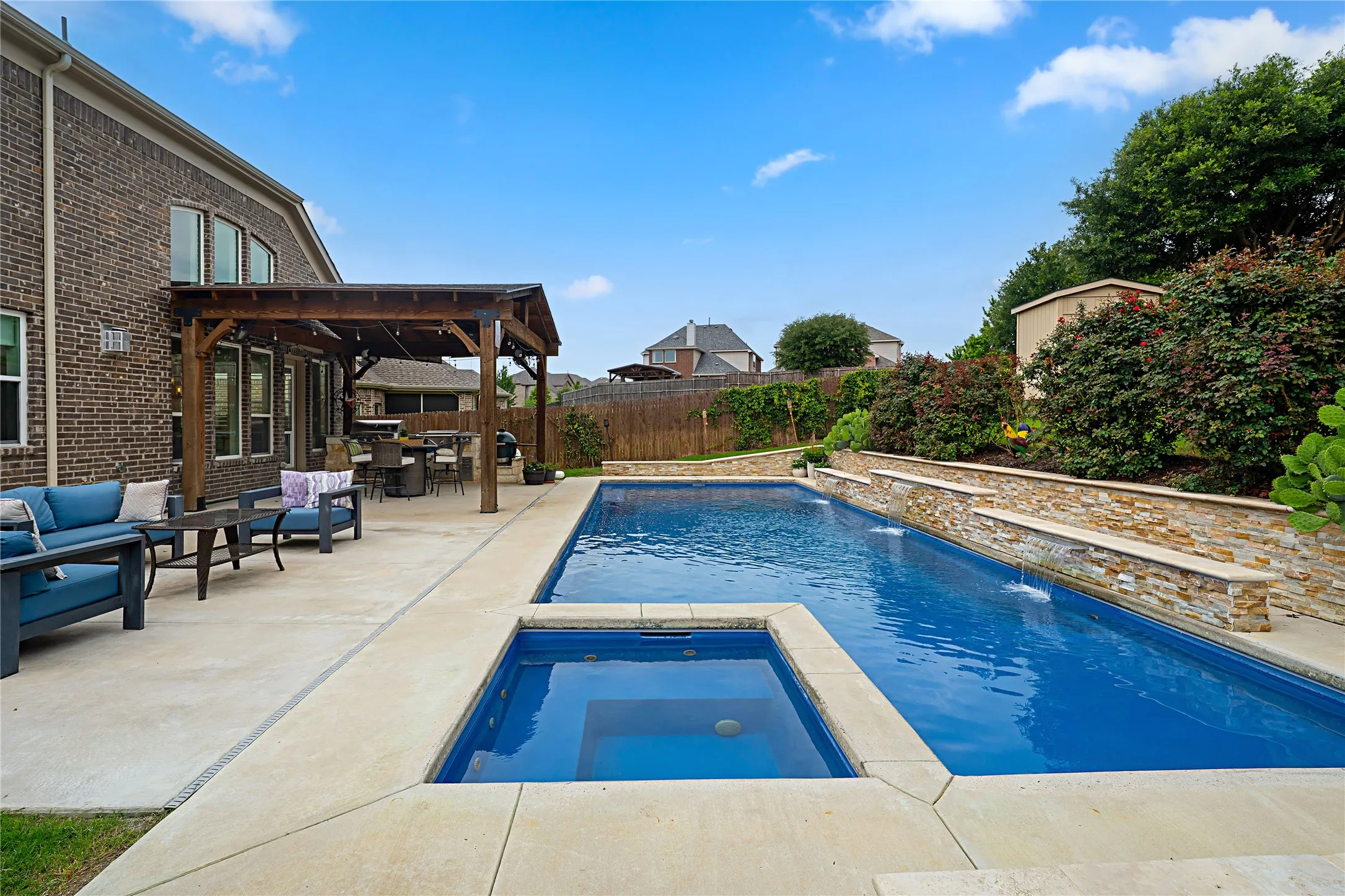Single Family Residence For Rent in Denton County , 1204 Frisco Hills Boulevard, Little Elm, Texas 75068, 5 Bedroom, 5 Bathroom, 2 Garage spaces, 3,643 Sqft, built in 2022, mls#21399941, Real Estate Agent in Little Elm, Homes For Rent in Denton county, Homes For Rent in Little Elm, Realtor in Little Elm Texas, Real Estate Brokerage Independent Realty Texas, Luminita Cordes Realtor