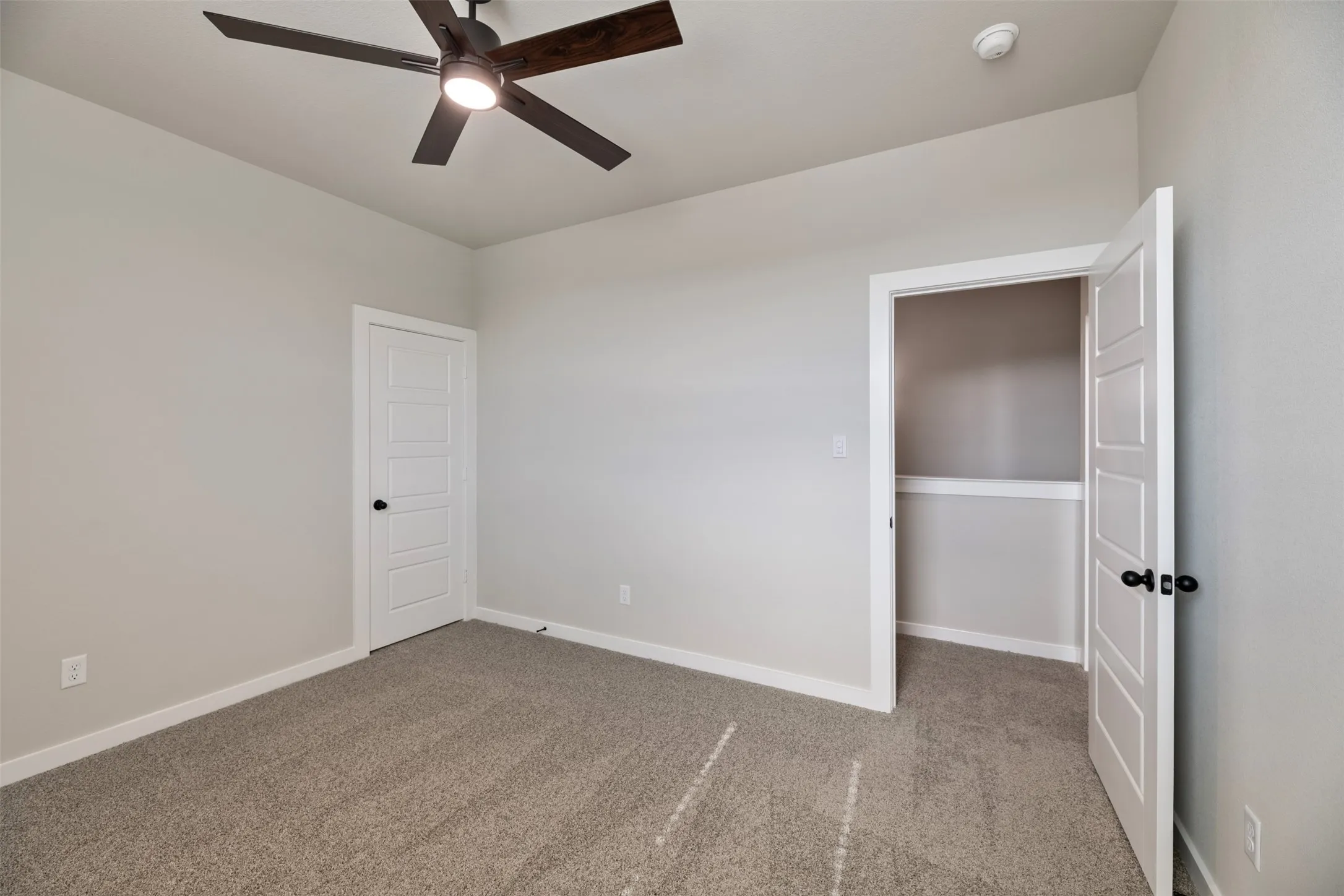 Triplex For Rent in Ellis County , 4060 Le Croy Court, Midlothian, Texas 76065, 3 Bedroom, 3 Bathroom, 2 Garage spaces, 1,838 Sqft, built in 2025, mls#21401255, Real Estate Agent in Midlothian, Homes For Rent in Ellis county, Homes For Rent in Midlothian, Realtor in Midlothian Texas, Real Estate Brokerage Independent Realty Texas, Luminita Cordes Realtor