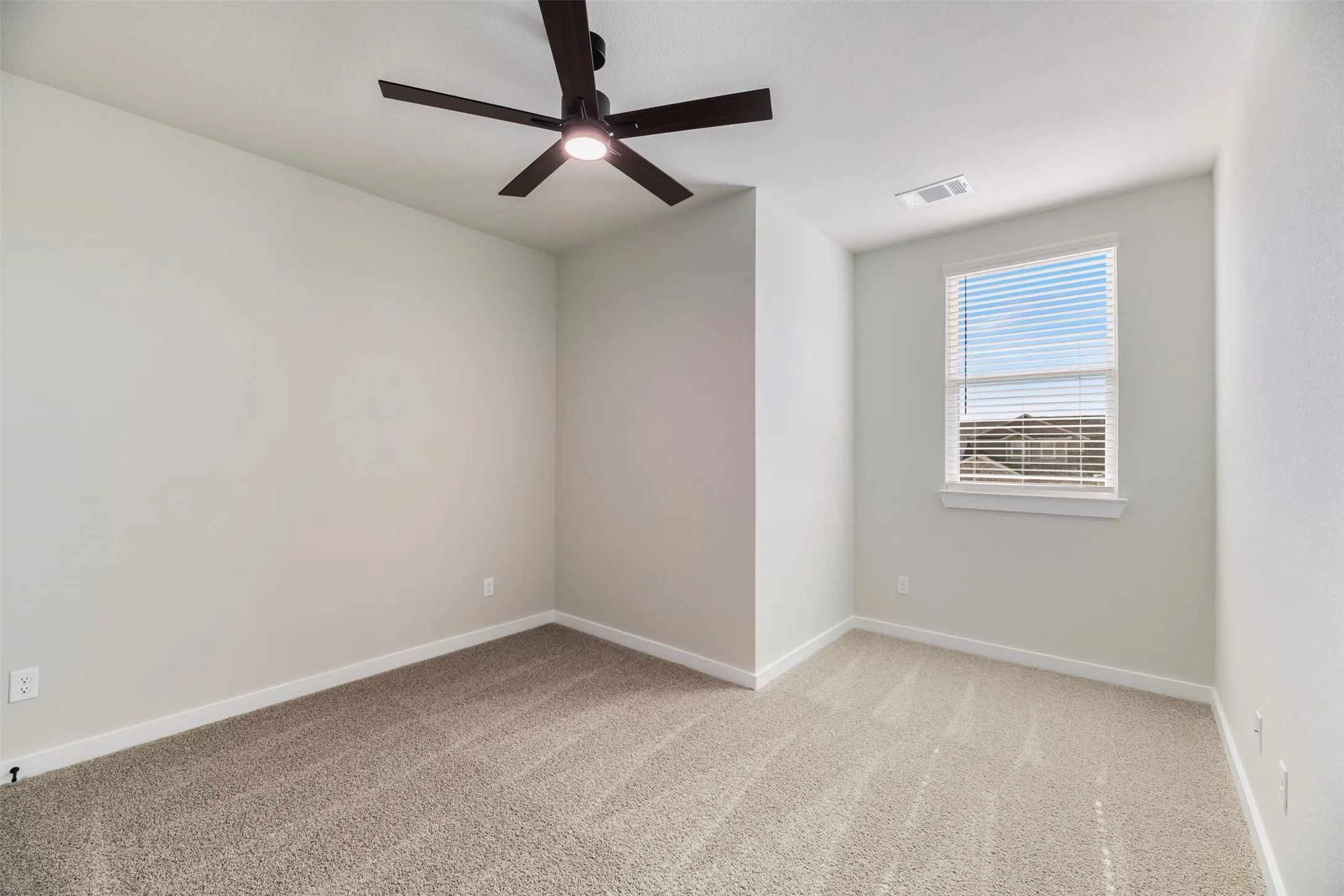 Triplex For Rent in Ellis County , 4060 Le Croy Court, Midlothian, Texas 76065, 3 Bedroom, 3 Bathroom, 2 Garage spaces, 1,838 Sqft, built in 2025, mls#21401255, Real Estate Agent in Midlothian, Homes For Rent in Ellis county, Homes For Rent in Midlothian, Realtor in Midlothian Texas, Real Estate Brokerage Independent Realty Texas, Luminita Cordes Realtor