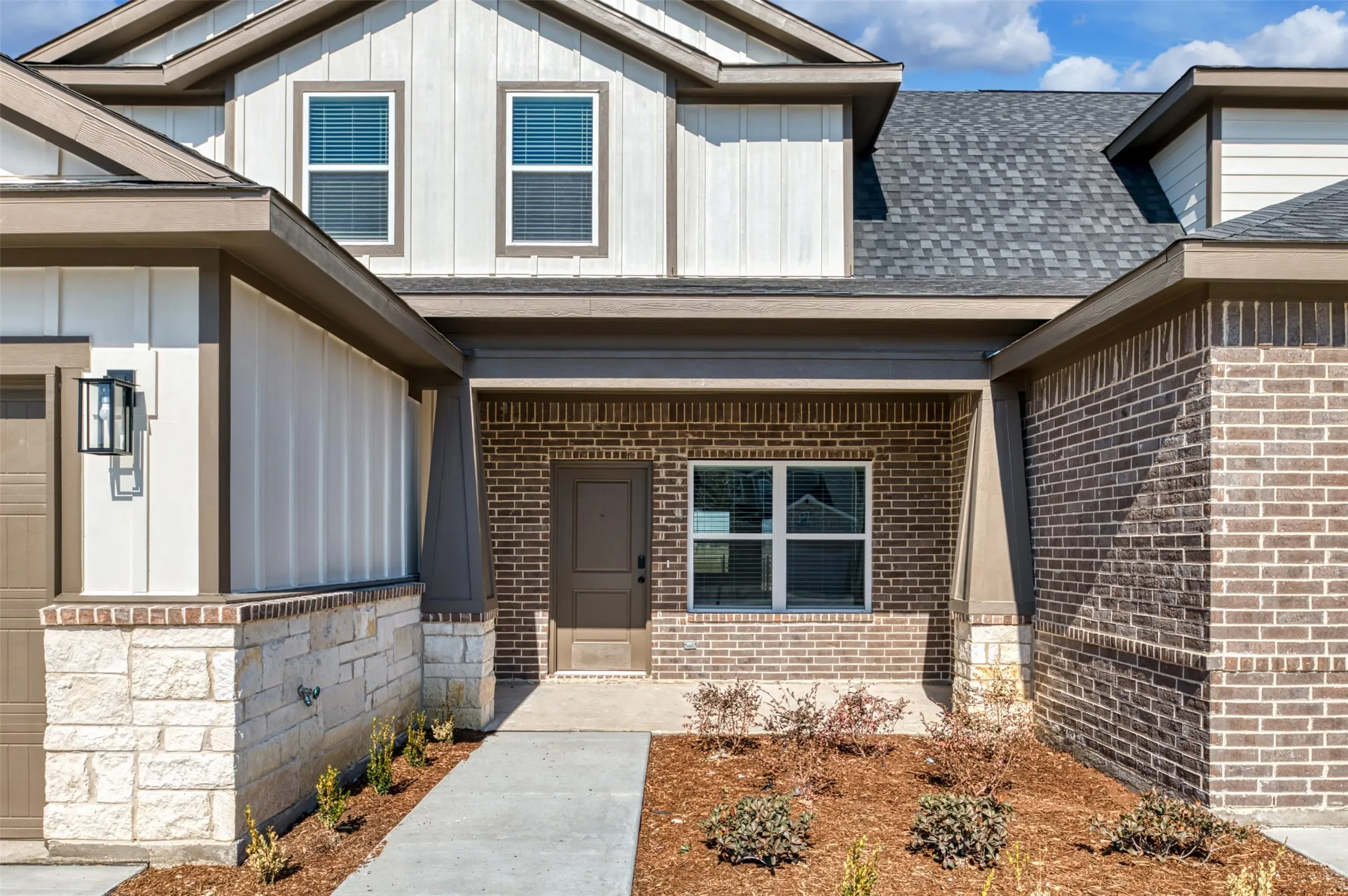 Triplex For Rent in Ellis County , 4060 Le Croy Court, Midlothian, Texas 76065, 3 Bedroom, 3 Bathroom, 2 Garage spaces, 1,838 Sqft, built in 2025, mls#21401255, Real Estate Agent in Midlothian, Homes For Rent in Ellis county, Homes For Rent in Midlothian, Realtor in Midlothian Texas, Real Estate Brokerage Independent Realty Texas, Luminita Cordes Realtor