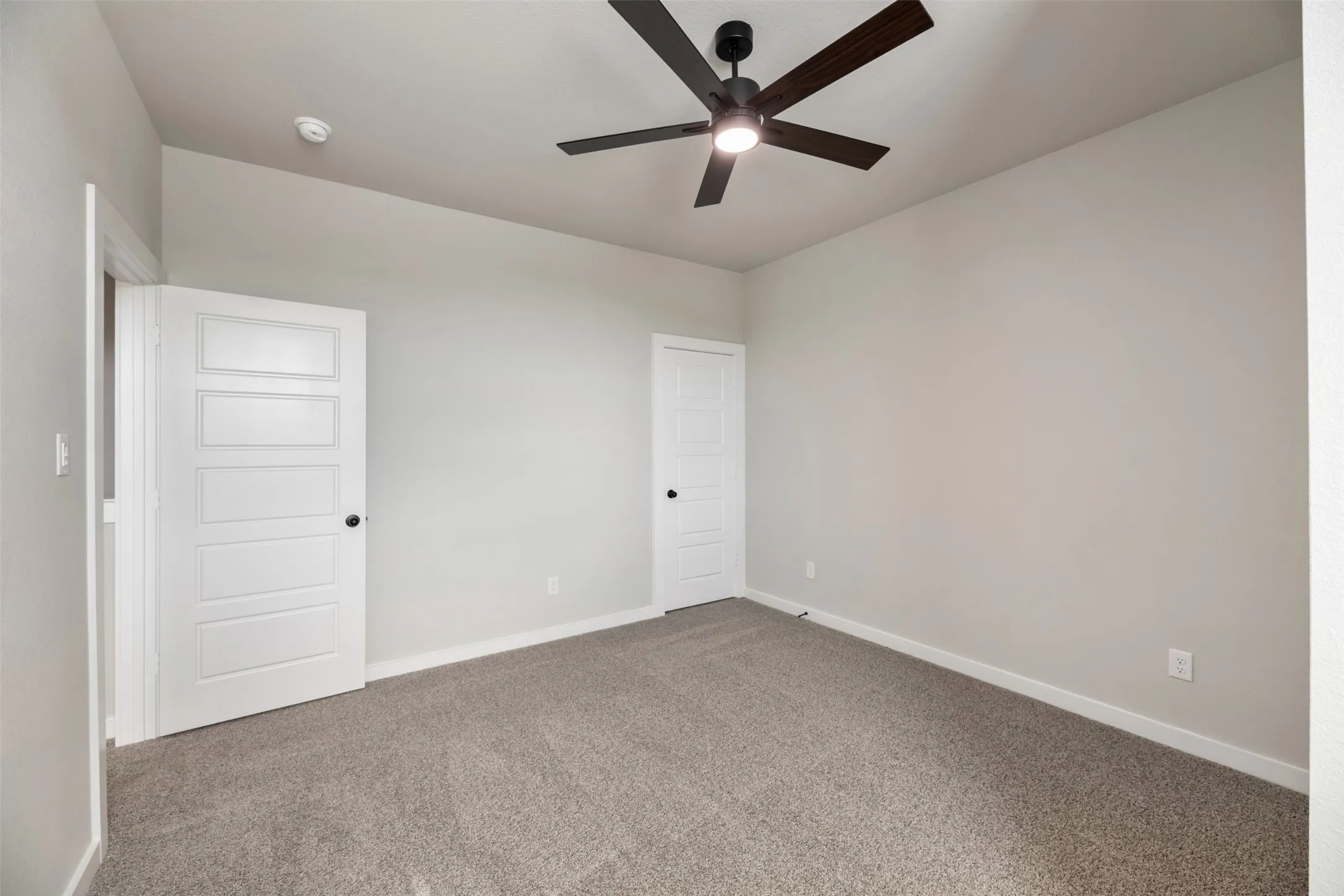 Triplex For Rent in Ellis County , 4060 Le Croy Court, Midlothian, Texas 76065, 3 Bedroom, 3 Bathroom, 2 Garage spaces, 1,838 Sqft, built in 2025, mls#21401255, Real Estate Agent in Midlothian, Homes For Rent in Ellis county, Homes For Rent in Midlothian, Realtor in Midlothian Texas, Real Estate Brokerage Independent Realty Texas, Luminita Cordes Realtor