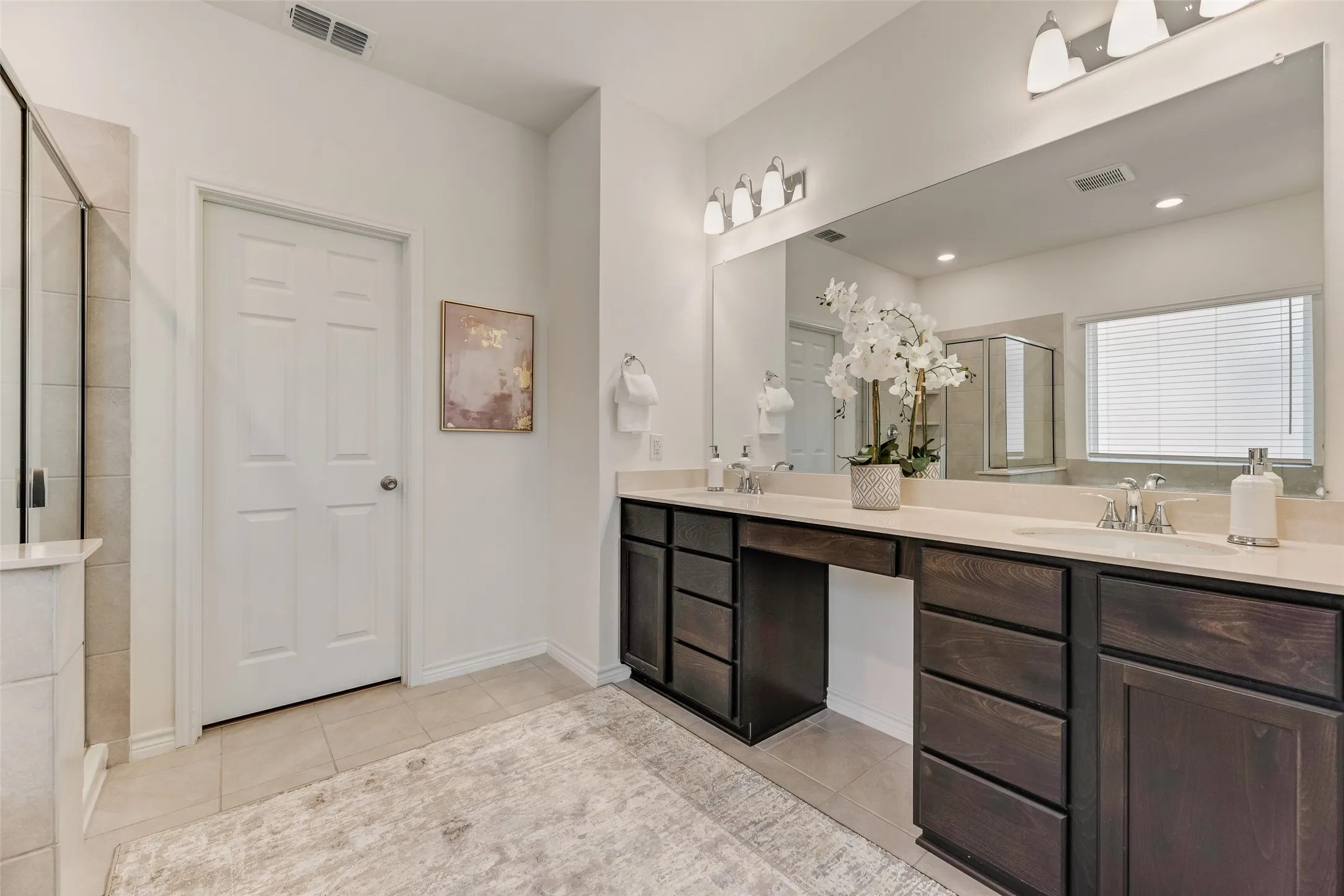 Single Family Residence For Rent in Denton County , 977 Adair Drive, Aubrey, Texas 76227, 4 Bedroom, 4 Bathroom, 2 Garage spaces, 3,033 Sqft, built in 2023, mls#21401257, Real Estate Agent in Aubrey, Homes For Rent in Denton county, Homes For Rent in Aubrey, Realtor in Aubrey Texas, Real Estate Brokerage Independent Realty Texas, Luminita Cordes Realtor