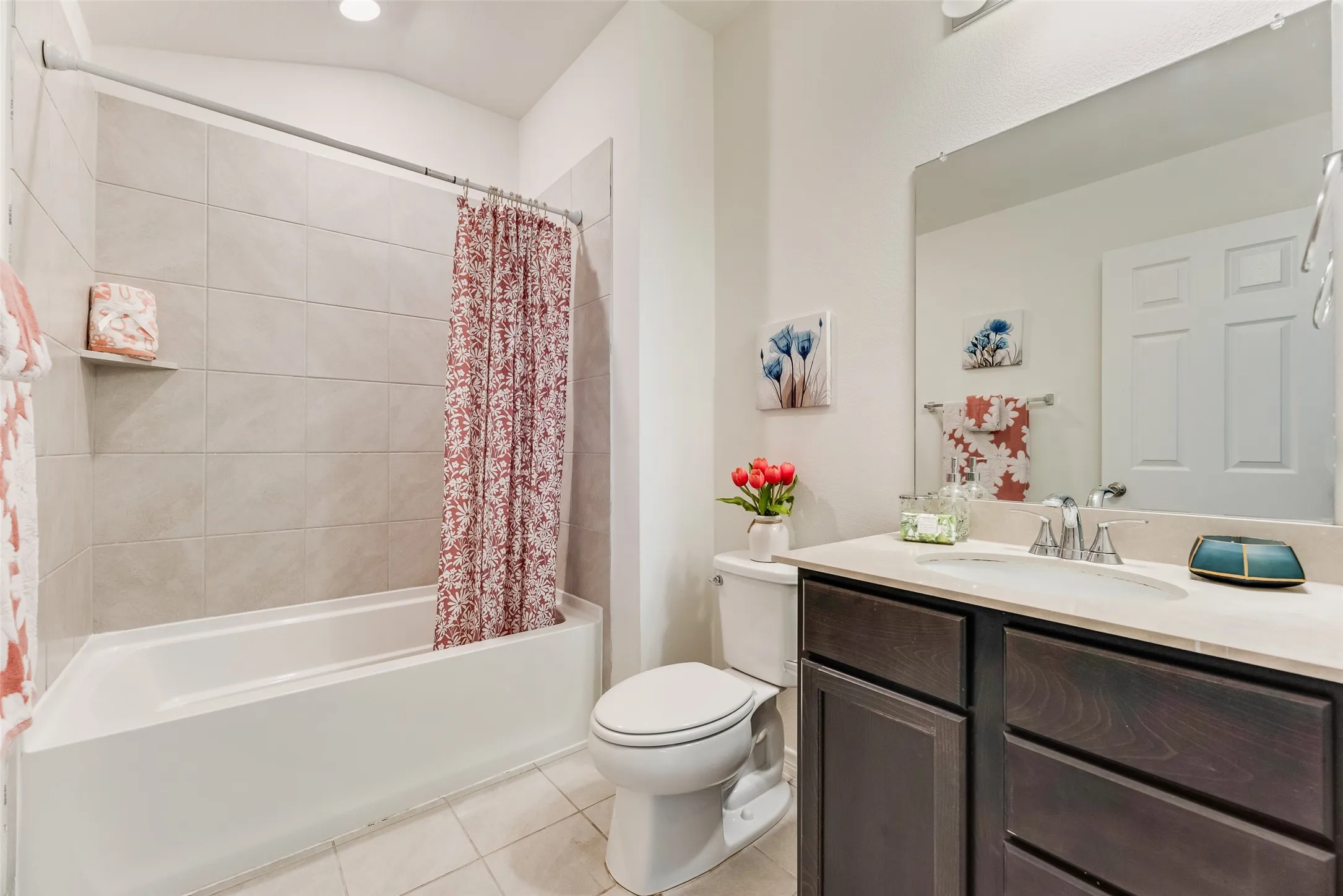 Single Family Residence For Rent in Denton County , 977 Adair Drive, Aubrey, Texas 76227, 4 Bedroom, 4 Bathroom, 2 Garage spaces, 3,033 Sqft, built in 2023, mls#21401257, Real Estate Agent in Aubrey, Homes For Rent in Denton county, Homes For Rent in Aubrey, Realtor in Aubrey Texas, Real Estate Brokerage Independent Realty Texas, Luminita Cordes Realtor