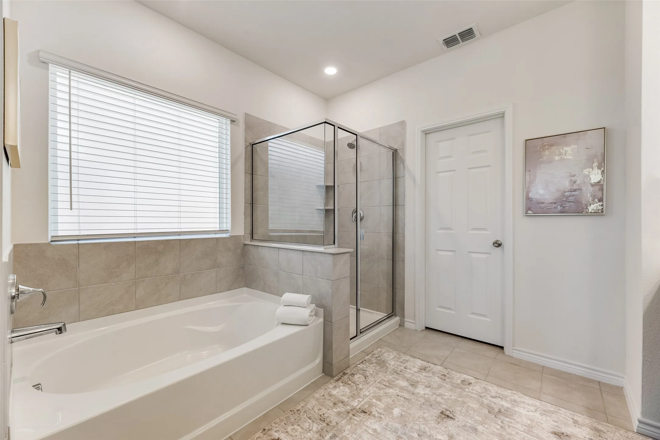 Single Family Residence For Rent in Denton County , 977 Adair Drive, Aubrey, Texas 76227, 4 Bedroom, 4 Bathroom, 2 Garage spaces, 3,033 Sqft, built in 2023, mls#21401257, Real Estate Agent in Aubrey, Homes For Rent in Denton county, Homes For Rent in Aubrey, Realtor in Aubrey Texas, Real Estate Brokerage Independent Realty Texas, Luminita Cordes Realtor