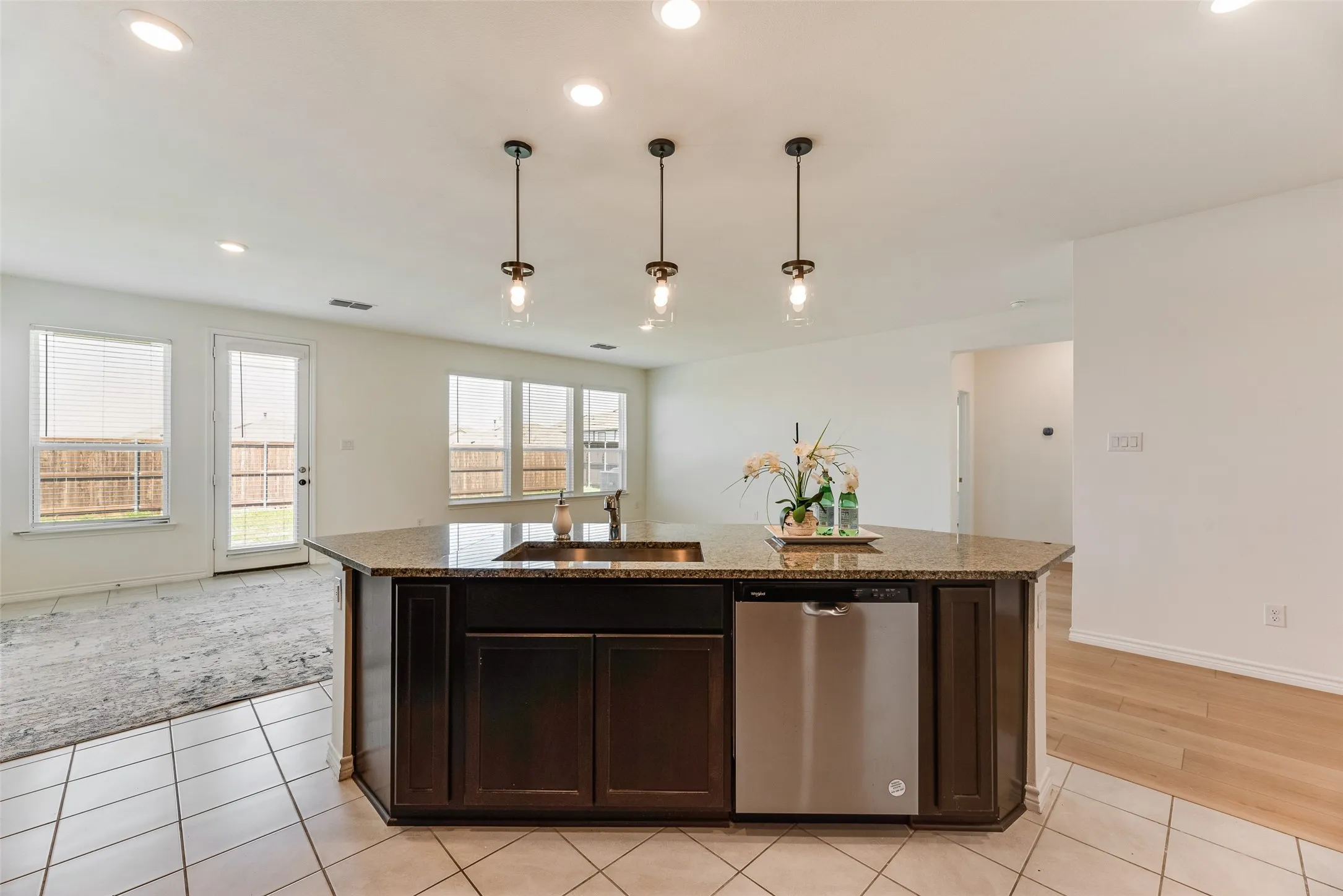 Single Family Residence For Rent in Denton County , 977 Adair Drive, Aubrey, Texas 76227, 4 Bedroom, 4 Bathroom, 2 Garage spaces, 3,033 Sqft, built in 2023, mls#21401257, Real Estate Agent in Aubrey, Homes For Rent in Denton county, Homes For Rent in Aubrey, Realtor in Aubrey Texas, Real Estate Brokerage Independent Realty Texas, Luminita Cordes Realtor