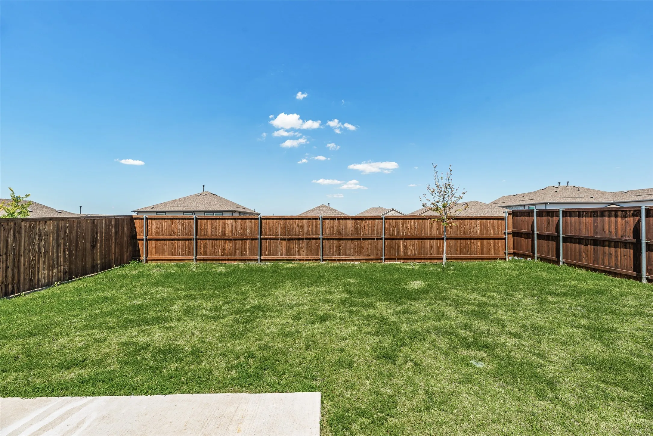 Single Family Residence For Rent in Denton County , 977 Adair Drive, Aubrey, Texas 76227, 4 Bedroom, 4 Bathroom, 2 Garage spaces, 3,033 Sqft, built in 2023, mls#21401257, Real Estate Agent in Aubrey, Homes For Rent in Denton county, Homes For Rent in Aubrey, Realtor in Aubrey Texas, Real Estate Brokerage Independent Realty Texas, Luminita Cordes Realtor