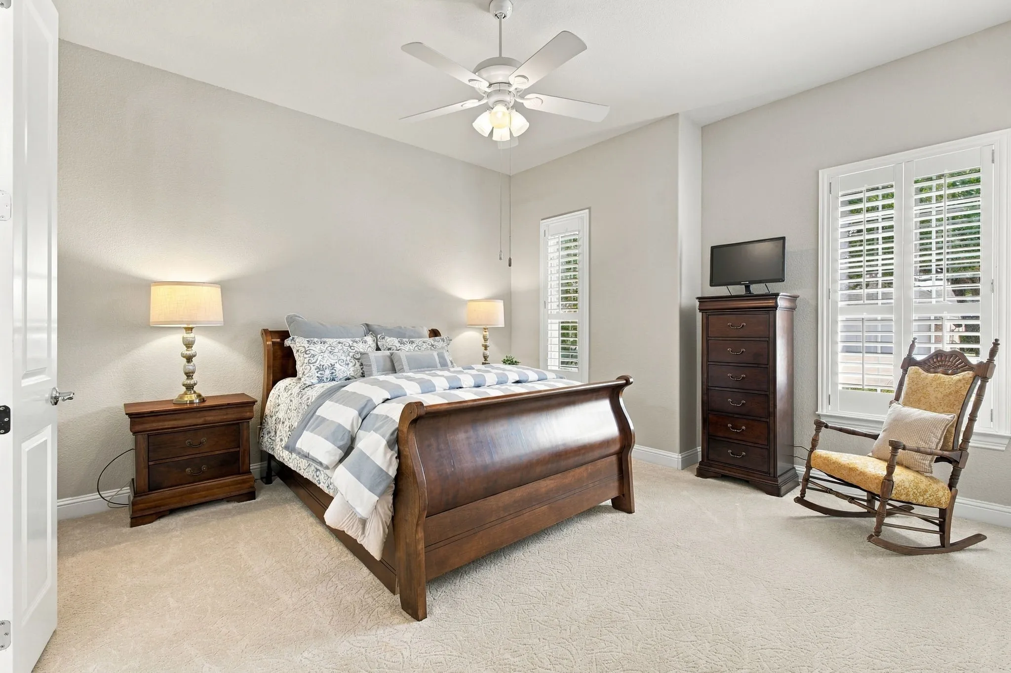 Single Family Residence For Sale in Denton County , 7159 Maumee Valley Court, Frisco, Texas 75036, 3 Bedroom, 3 Bathroom, 2 Garage spaces, 2,867 Sqft, built in 2008, mls#21397690, Real Estate Agent in Frisco, Homes For Sale in Denton county, Homes For Sale in Frisco, Realtor in Frisco Texas, Real Estate Brokerage Independent Realty Texas, Luminita Cordes Realtor