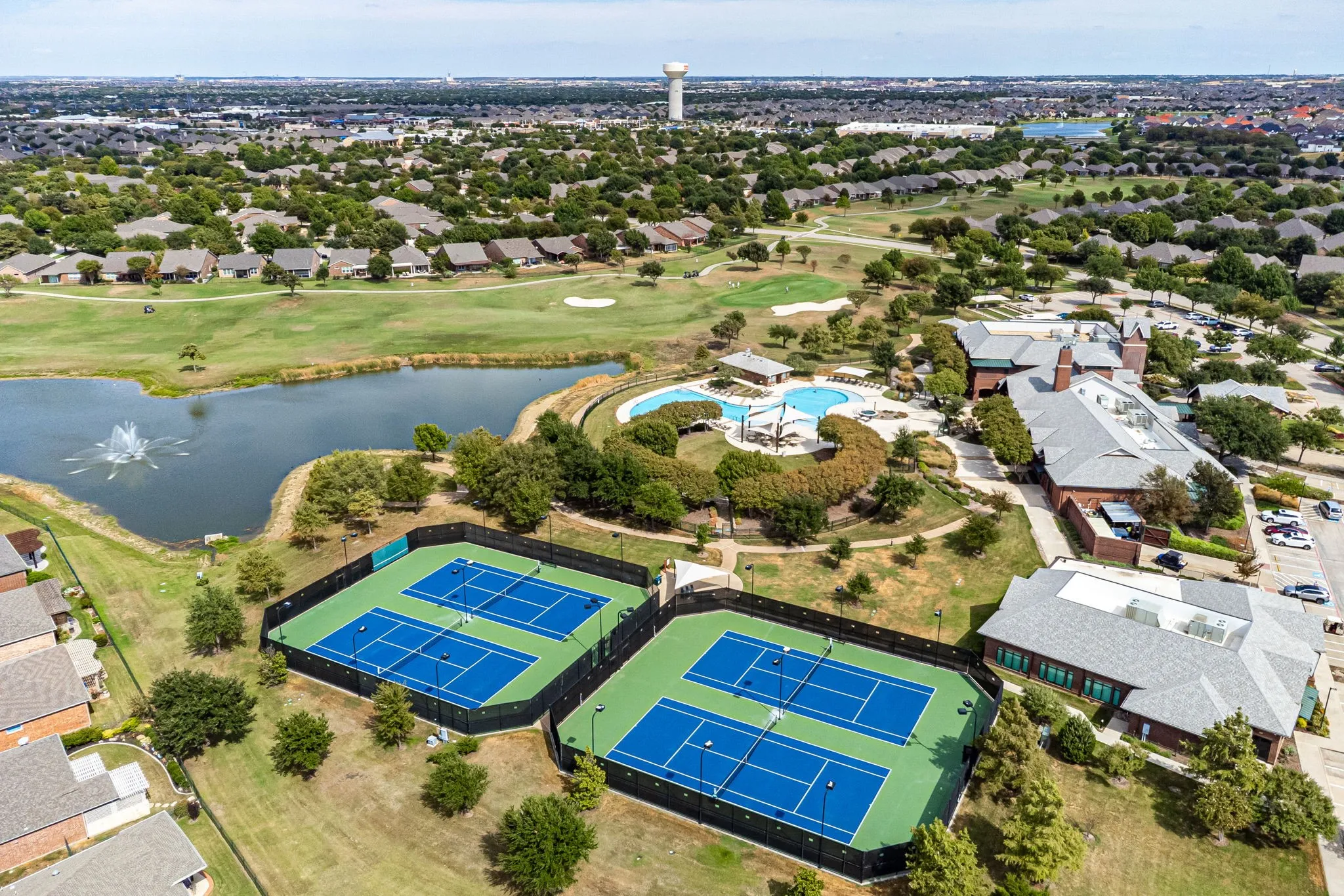 Single Family Residence For Sale in Denton County , 7159 Maumee Valley Court, Frisco, Texas 75036, 3 Bedroom, 3 Bathroom, 2 Garage spaces, 2,867 Sqft, built in 2008, mls#21397690, Real Estate Agent in Frisco, Homes For Sale in Denton county, Homes For Sale in Frisco, Realtor in Frisco Texas, Real Estate Brokerage Independent Realty Texas, Luminita Cordes Realtor