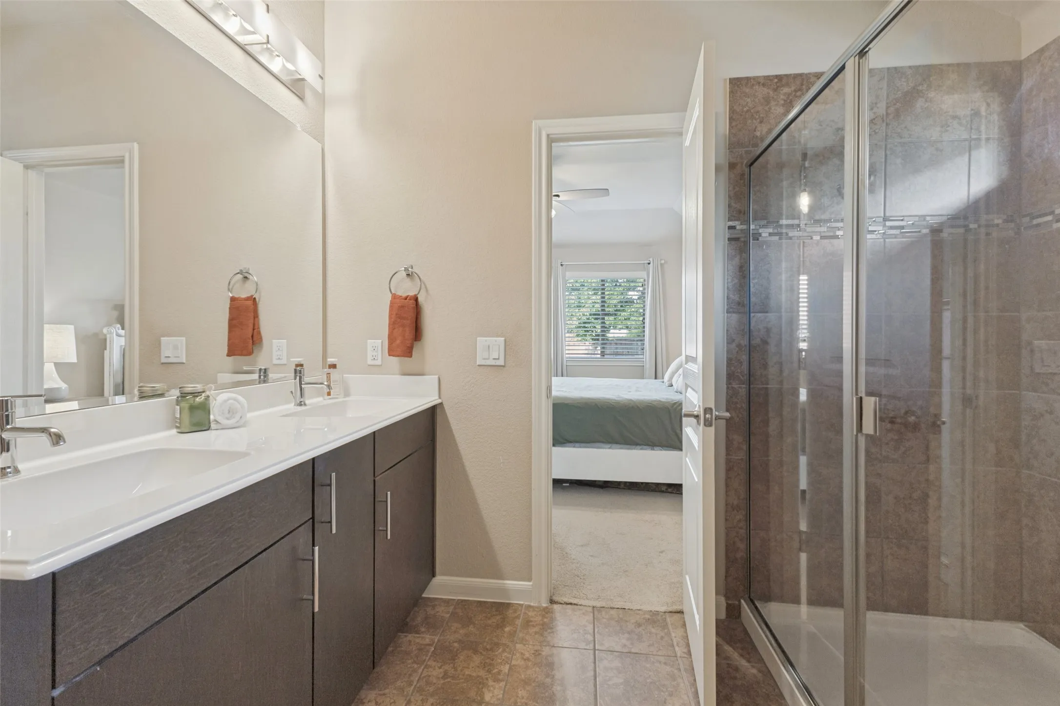 Single Family Residence For Sale in Collin County , 573 Providence Place, Lavon, Texas 75166, 3 Bedroom, 2 Bathroom, 2 Garage spaces, 1,538 Sqft, built in 2018, mls#21395054, Real Estate Agent in Lavon, Homes For Sale in Collin county, Homes For Sale in Lavon, Realtor in Lavon Texas, Real Estate Brokerage Independent Realty Texas, Luminita Cordes Realtor