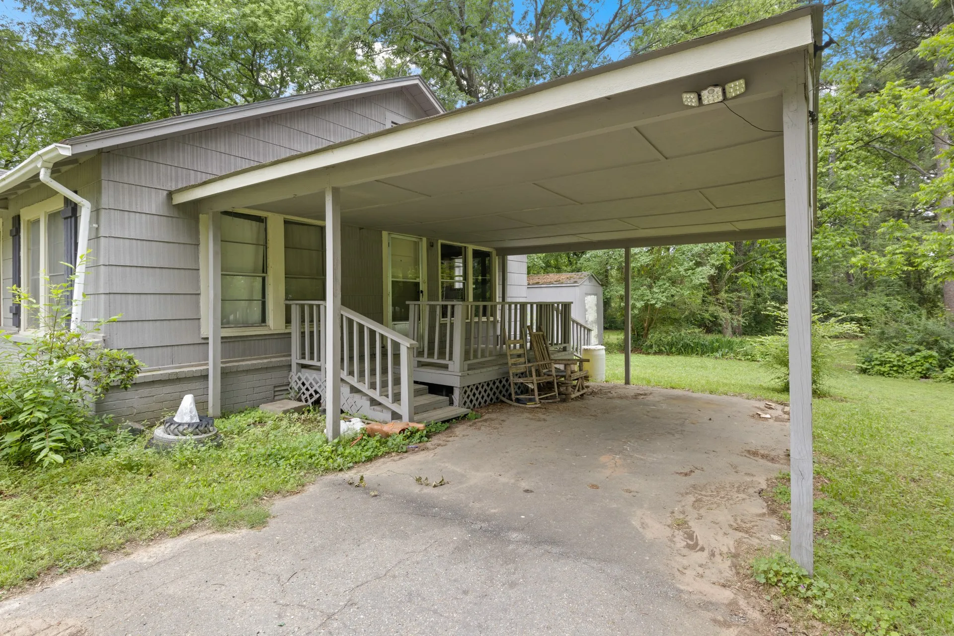 Single Family Residence For Sale in Morris County , 403 Pace Street, Naples, Texas 75568, 2 Bedroom, 1 Bathroom, Garage spaces, 870 Sqft, built in 1990, mls#21401256, Real Estate Agent in Naples, Homes For Sale in Morris county, Homes For Sale in Naples, Realtor in Naples Texas, Real Estate Brokerage Independent Realty Texas, Luminita Cordes Realtor