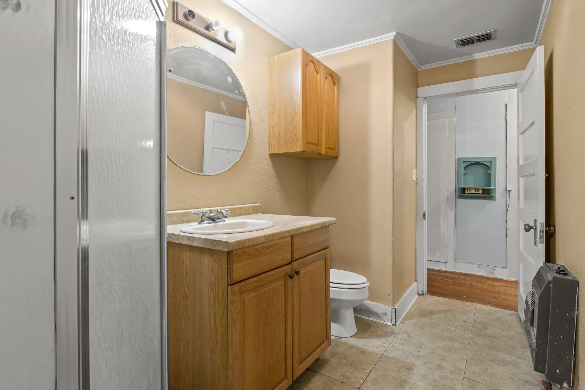 Single Family Residence For Sale in Morris County , 403 Pace Street, Naples, Texas 75568, 2 Bedroom, 1 Bathroom, Garage spaces, 870 Sqft, built in 1990, mls#21401256, Real Estate Agent in Naples, Homes For Sale in Morris county, Homes For Sale in Naples, Realtor in Naples Texas, Real Estate Brokerage Independent Realty Texas, Luminita Cordes Realtor