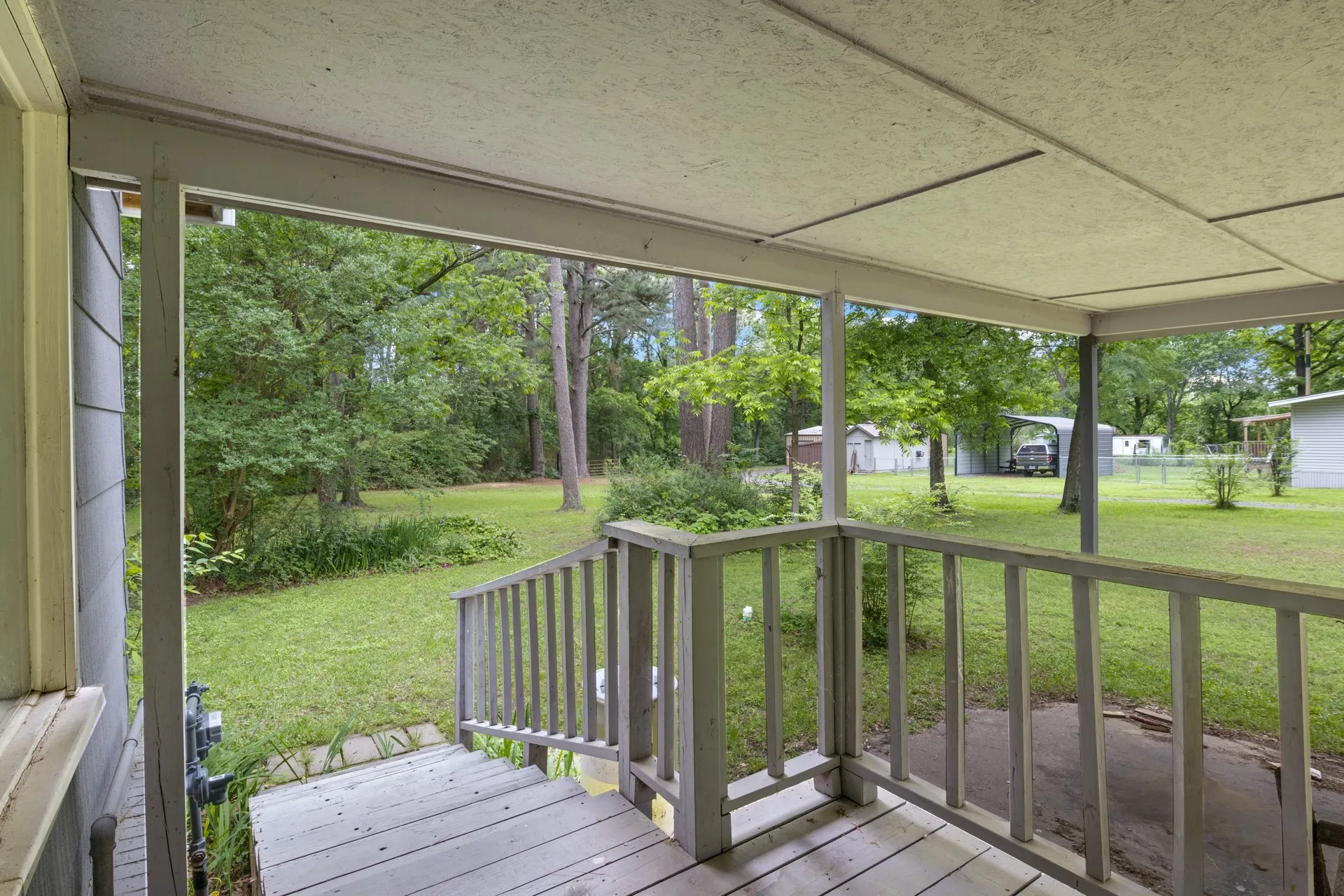 Single Family Residence For Sale in Morris County , 403 Pace Street, Naples, Texas 75568, 2 Bedroom, 1 Bathroom, Garage spaces, 870 Sqft, built in 1990, mls#21401256, Real Estate Agent in Naples, Homes For Sale in Morris county, Homes For Sale in Naples, Realtor in Naples Texas, Real Estate Brokerage Independent Realty Texas, Luminita Cordes Realtor