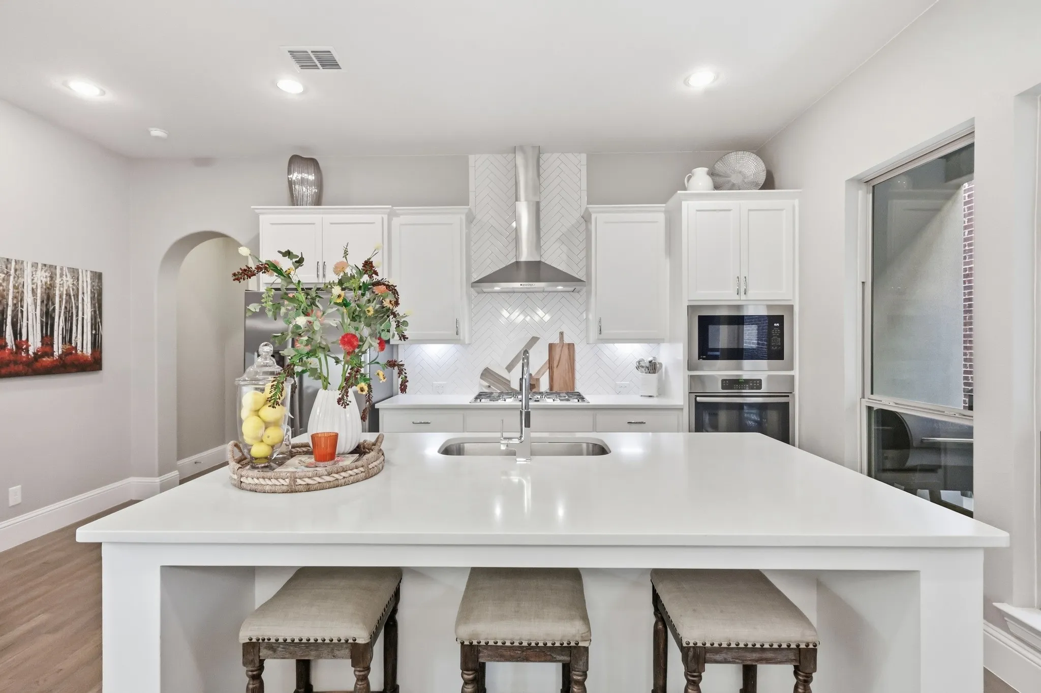 Single Family Residence For Sale in Denton County , 527 Sandy Lane, Flower Mound, Texas 75022, 3 Bedroom, 4 Bathroom, 2 Garage spaces, 2,500 Sqft, built in 2017, mls#21398830, Real Estate Agent in Flower Mound, Homes For Sale in Denton county, Homes For Sale in Flower Mound, Realtor in Flower Mound Texas, Real Estate Brokerage Independent Realty Texas, Luminita Cordes Realtor