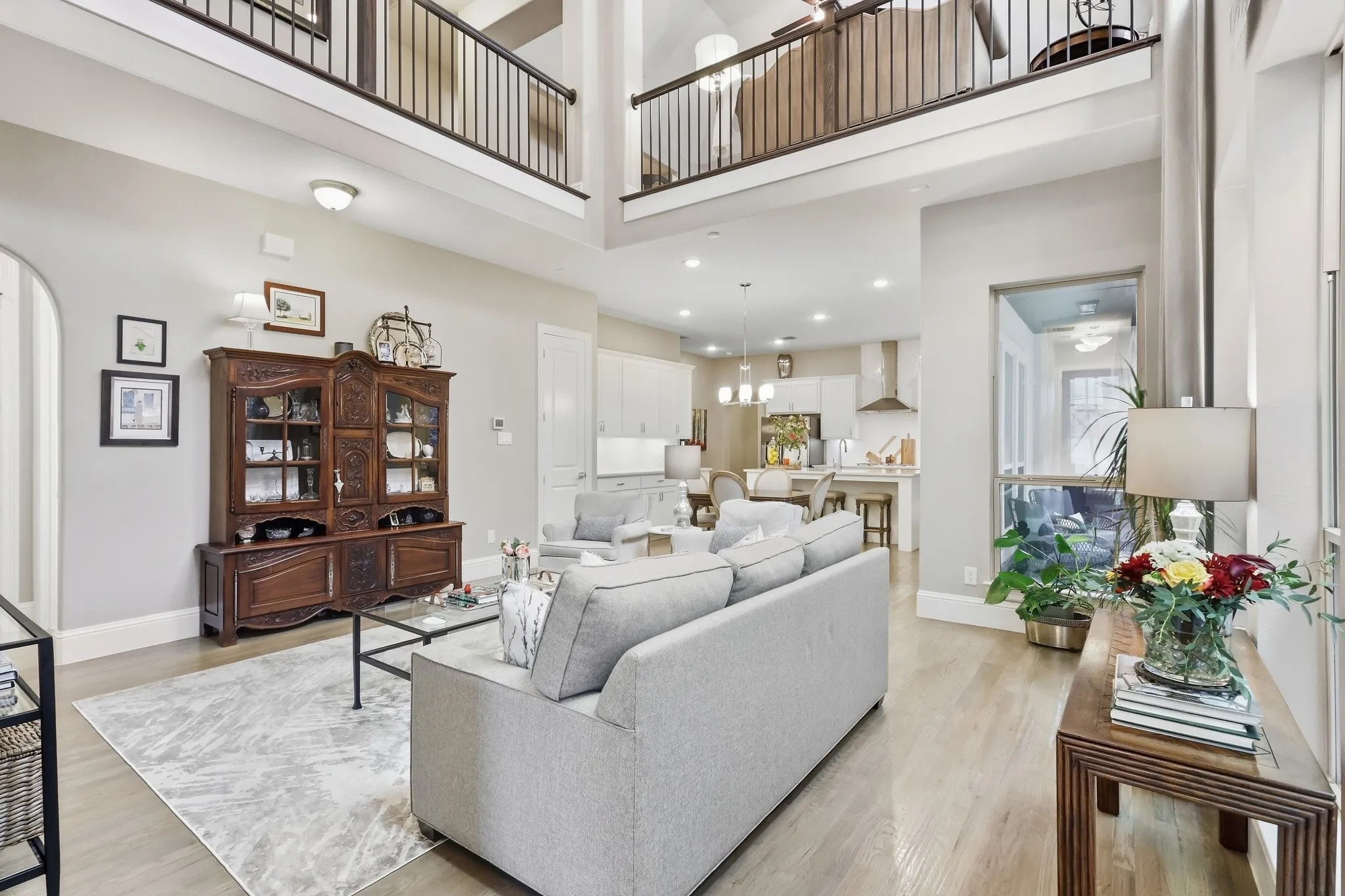 Single Family Residence For Sale in Denton County , 527 Sandy Lane, Flower Mound, Texas 75022, 3 Bedroom, 4 Bathroom, 2 Garage spaces, 2,500 Sqft, built in 2017, mls#21398830, Real Estate Agent in Flower Mound, Homes For Sale in Denton county, Homes For Sale in Flower Mound, Realtor in Flower Mound Texas, Real Estate Brokerage Independent Realty Texas, Luminita Cordes Realtor