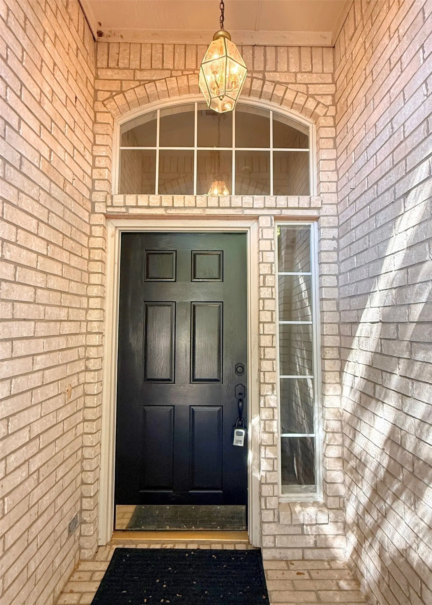 Single Family Residence For Rent in Collin County , 2924 Coventry Lane, Mc Kinney, Texas 75069, 3 Bedroom, 2 Bathroom, 2 Garage spaces, 1,746 Sqft, built in 1997, mls#21399486, Real Estate Agent in Mc Kinney, Homes For Rent in Collin county, Homes For Rent in Mc Kinney, Realtor in Mc Kinney Texas, Real Estate Brokerage Independent Realty Texas, Luminita Cordes Realtor