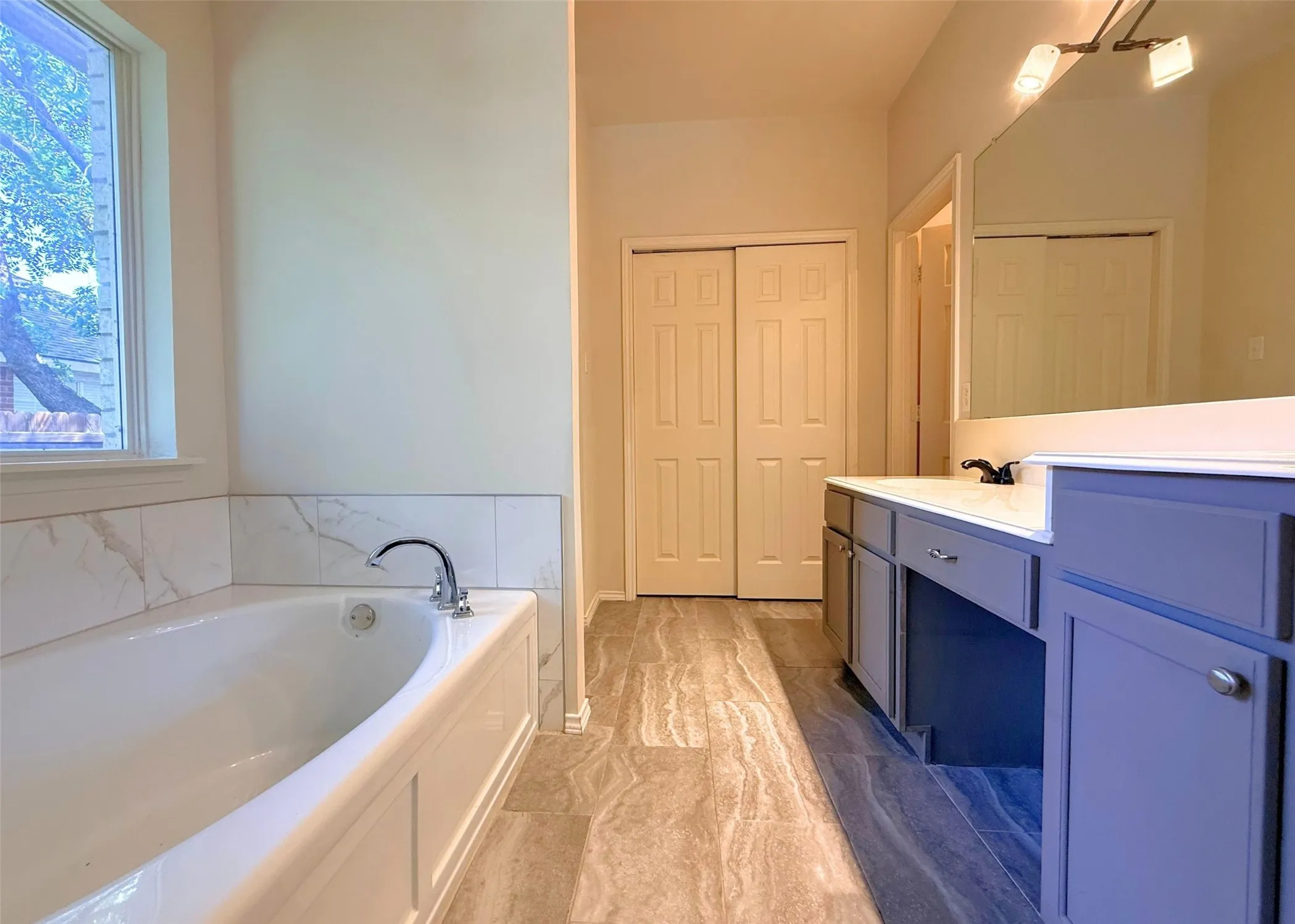 Single Family Residence For Rent in Collin County , 2924 Coventry Lane, Mc Kinney, Texas 75069, 3 Bedroom, 2 Bathroom, 2 Garage spaces, 1,746 Sqft, built in 1997, mls#21399486, Real Estate Agent in Mc Kinney, Homes For Rent in Collin county, Homes For Rent in Mc Kinney, Realtor in Mc Kinney Texas, Real Estate Brokerage Independent Realty Texas, Luminita Cordes Realtor
